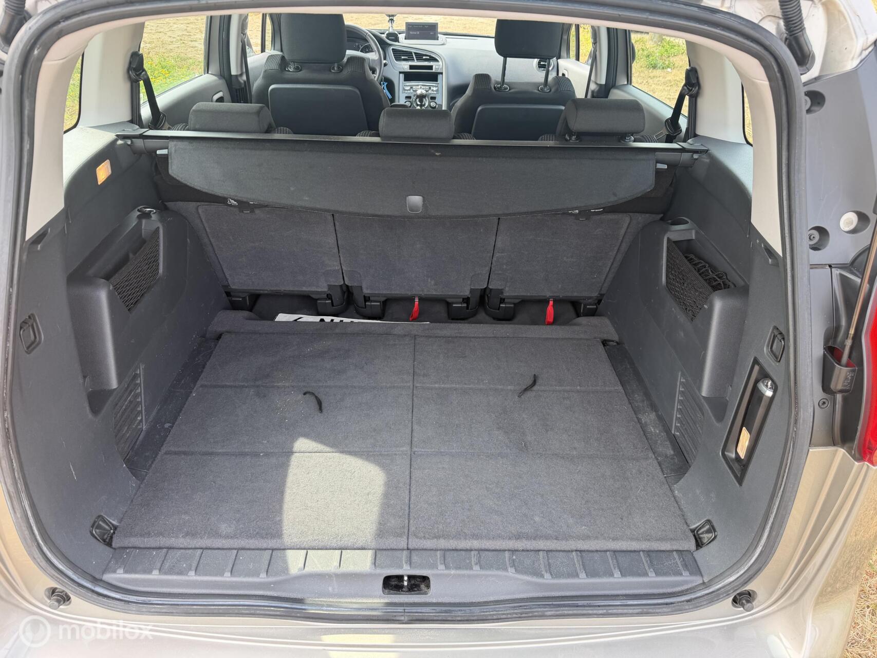 Foto van Peugeot 5008