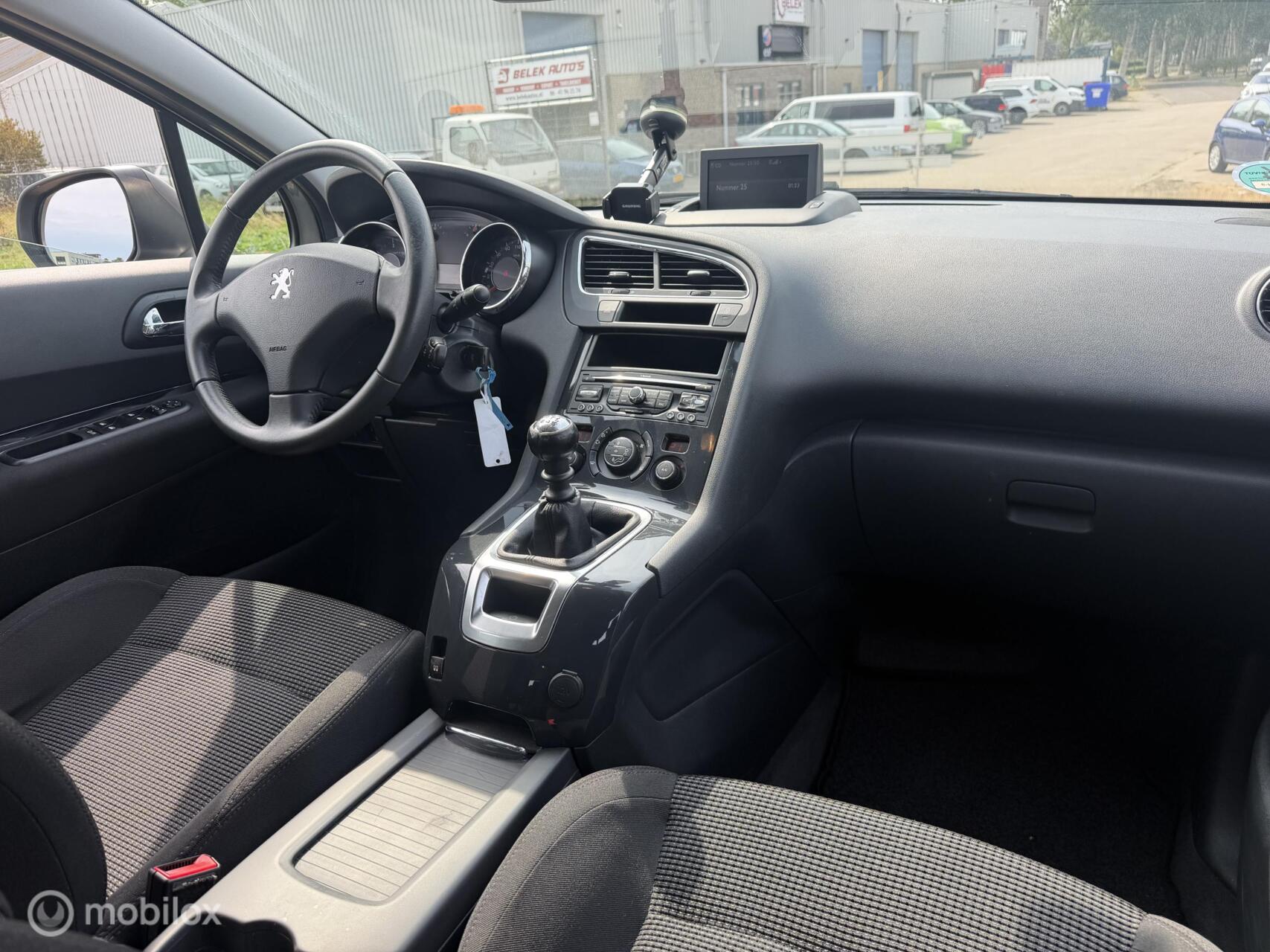 Foto van Peugeot 5008