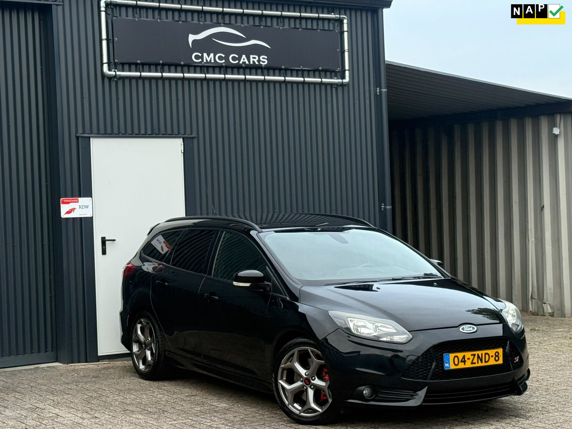 Ford Focus 2.0 EcoBoost ST-2 KEYLESS ENTRY&GO!! RIJDTNIEUW!! 2013 - voorkant