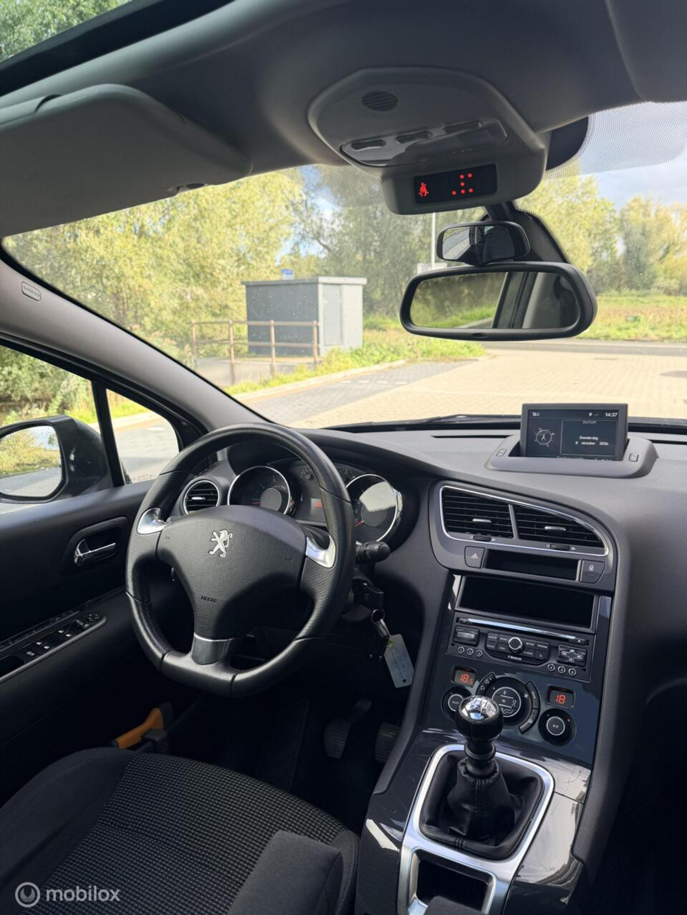 Foto van Peugeot 5008