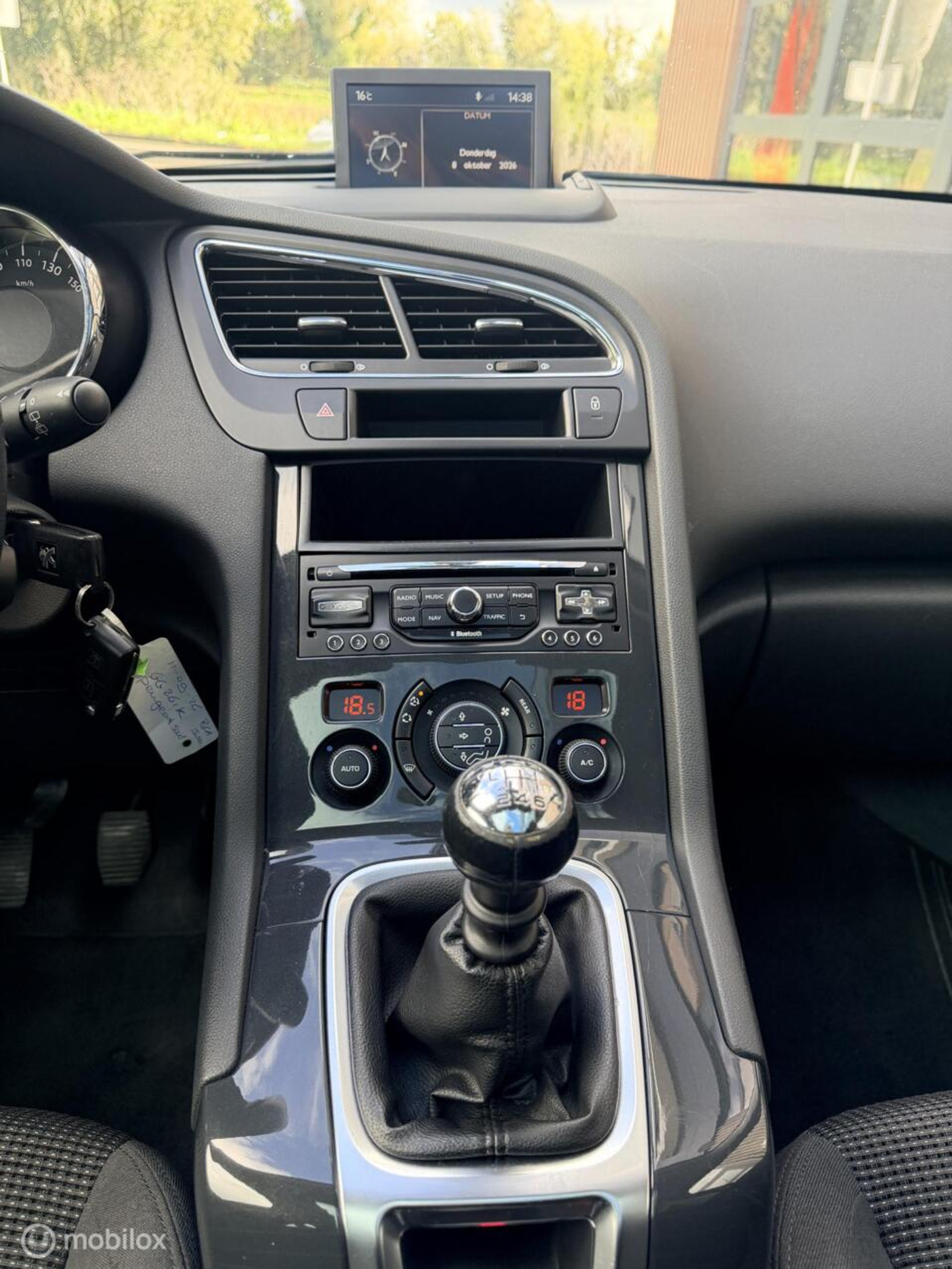Foto van Peugeot 5008