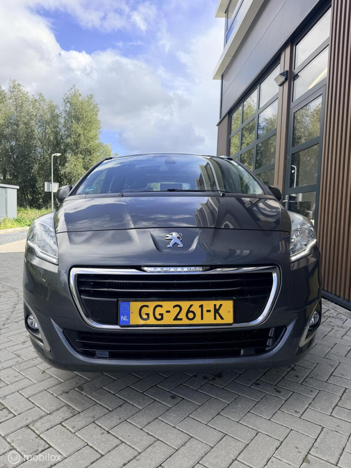 Foto van Peugeot 5008