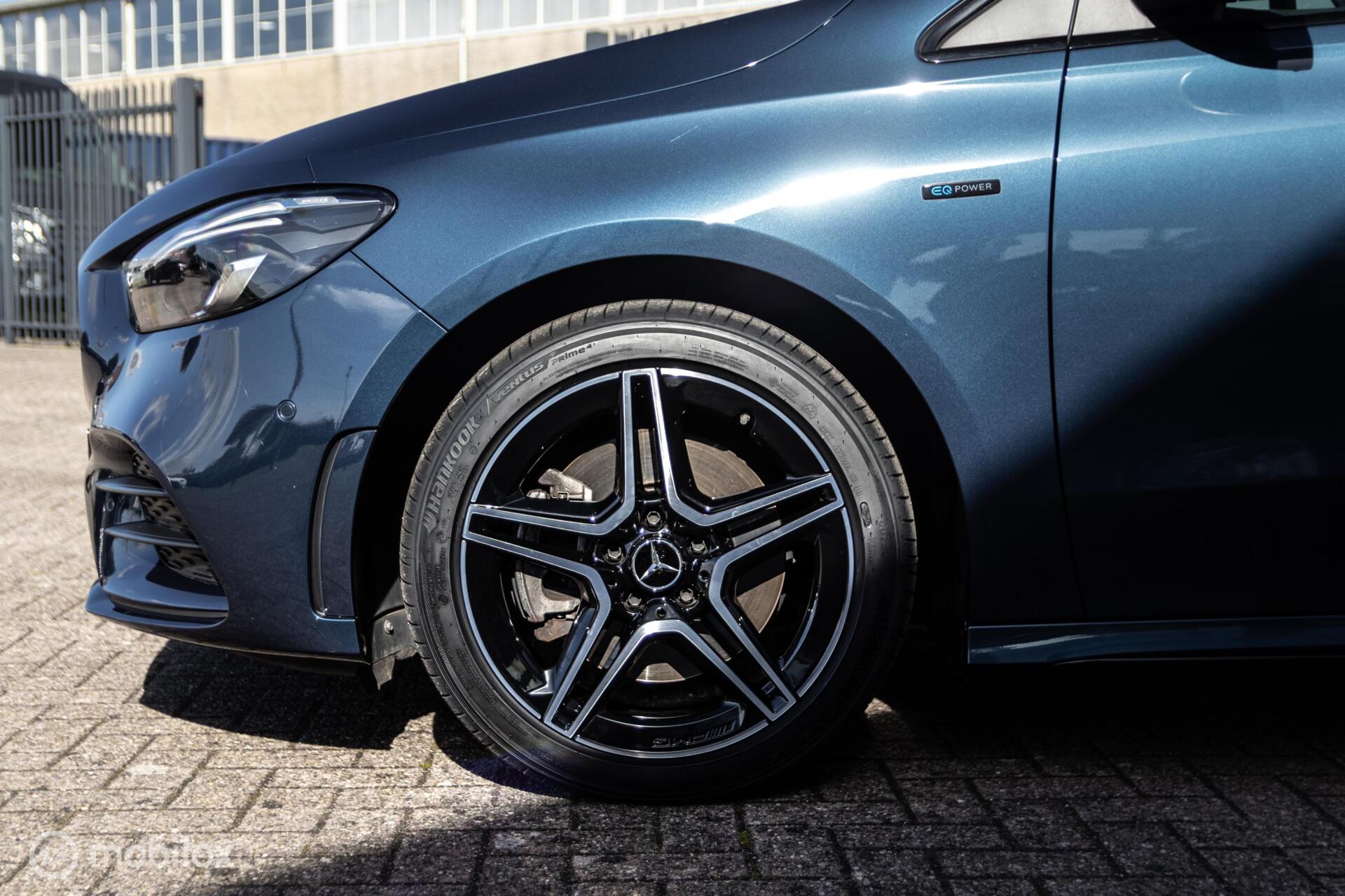 Foto van Mercedes-Benz B 250 E