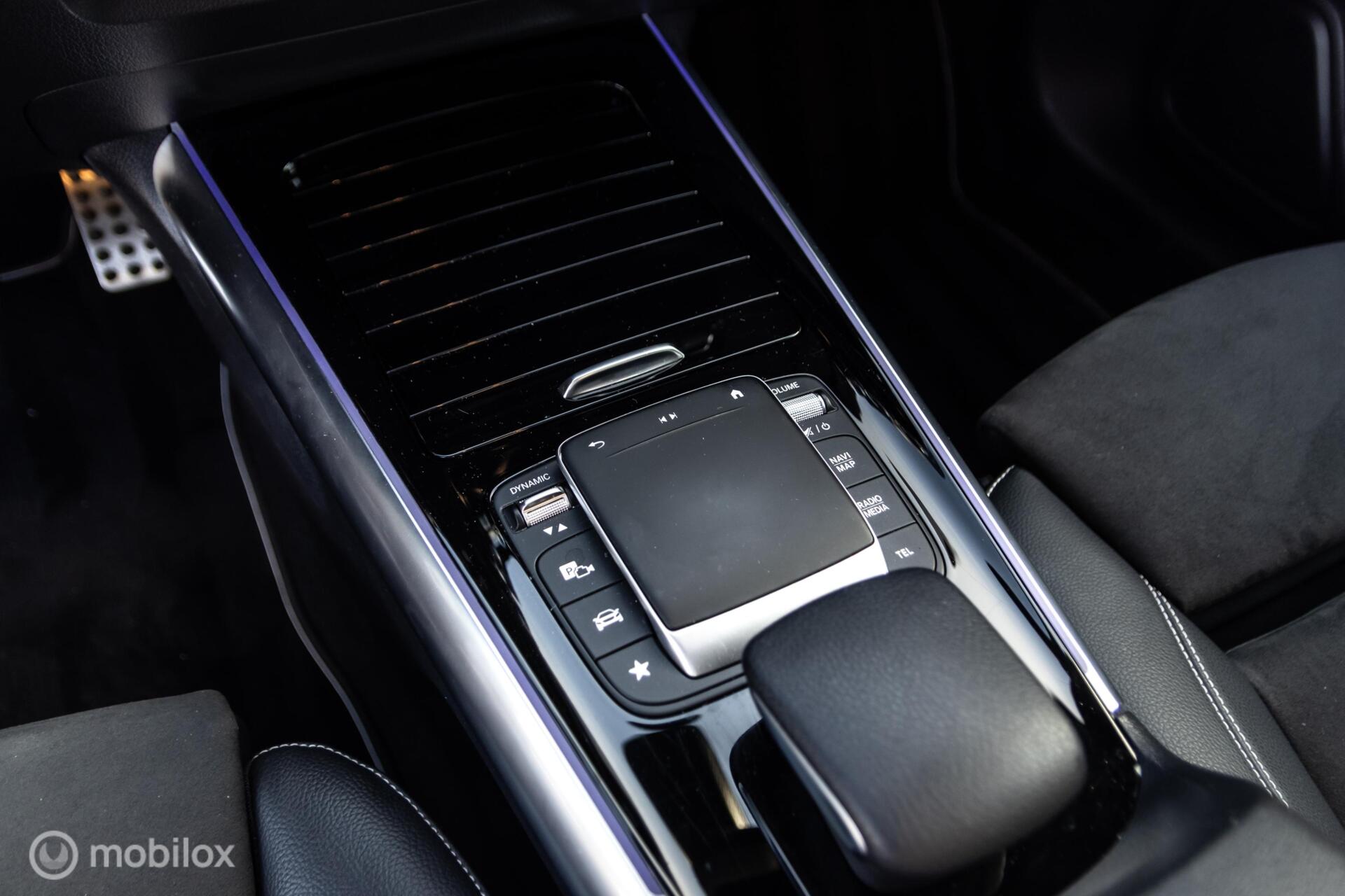 Foto van Mercedes-Benz B 250 E
