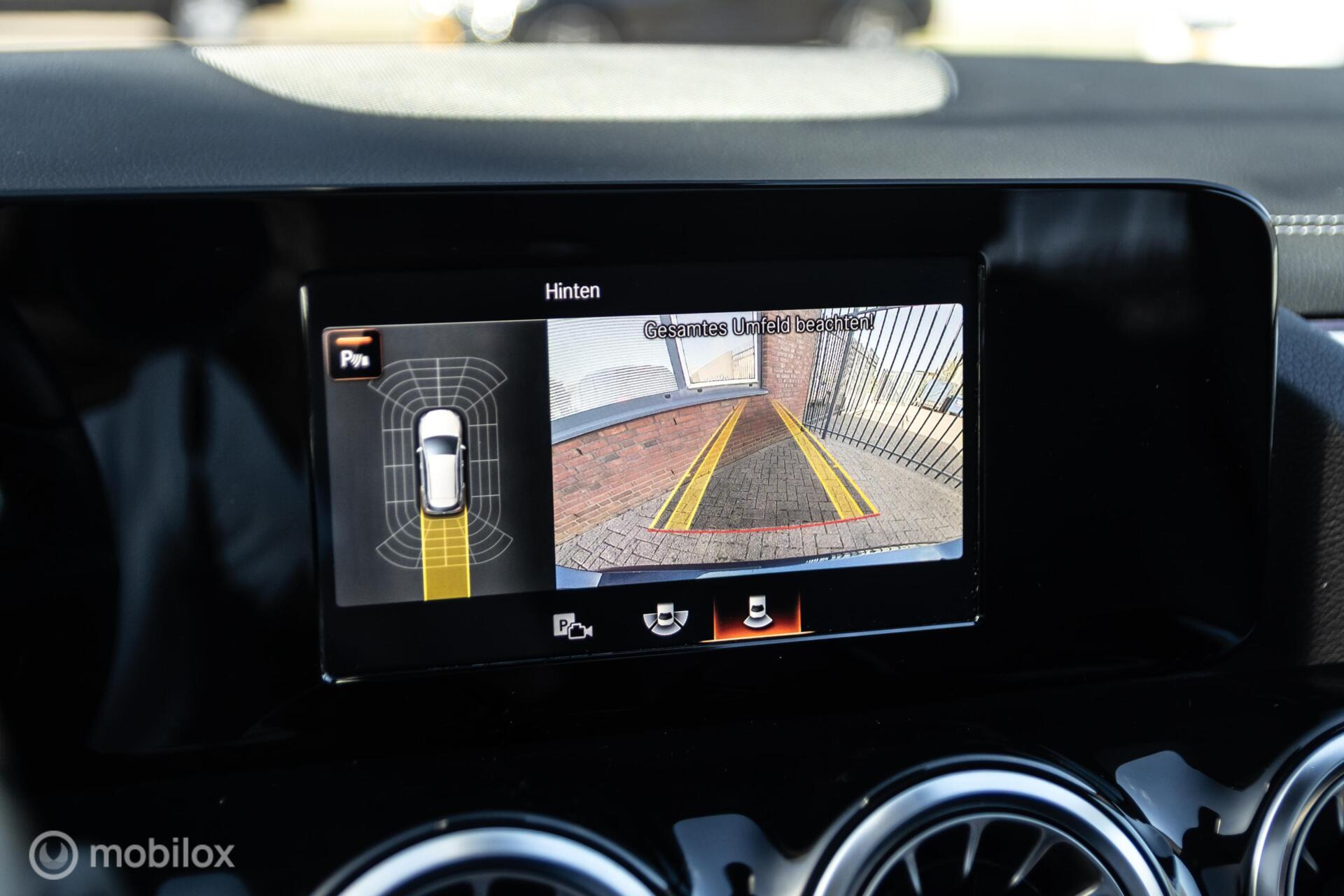 Foto van Mercedes-Benz B 250 E