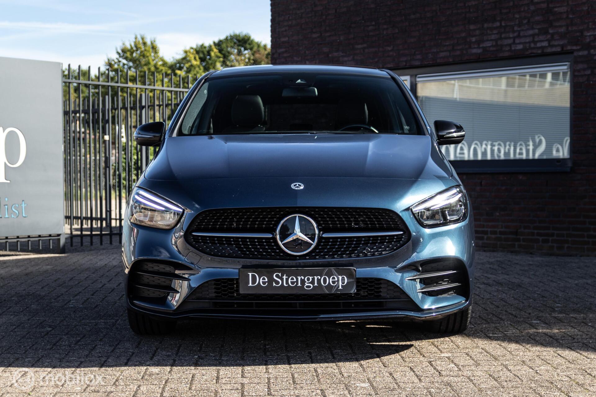 Foto van Mercedes-Benz B 250 E