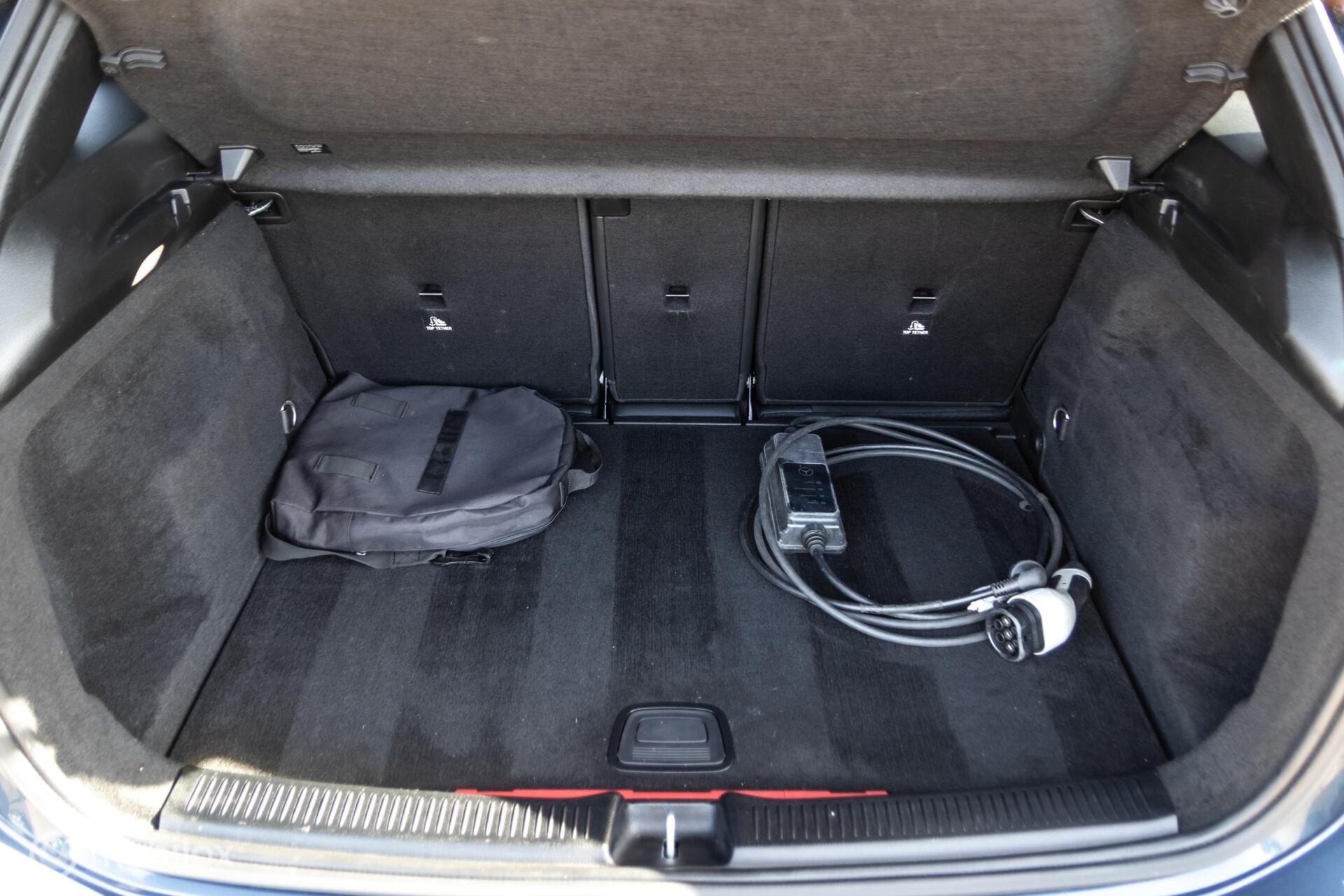 Foto van Mercedes-Benz B 250 E