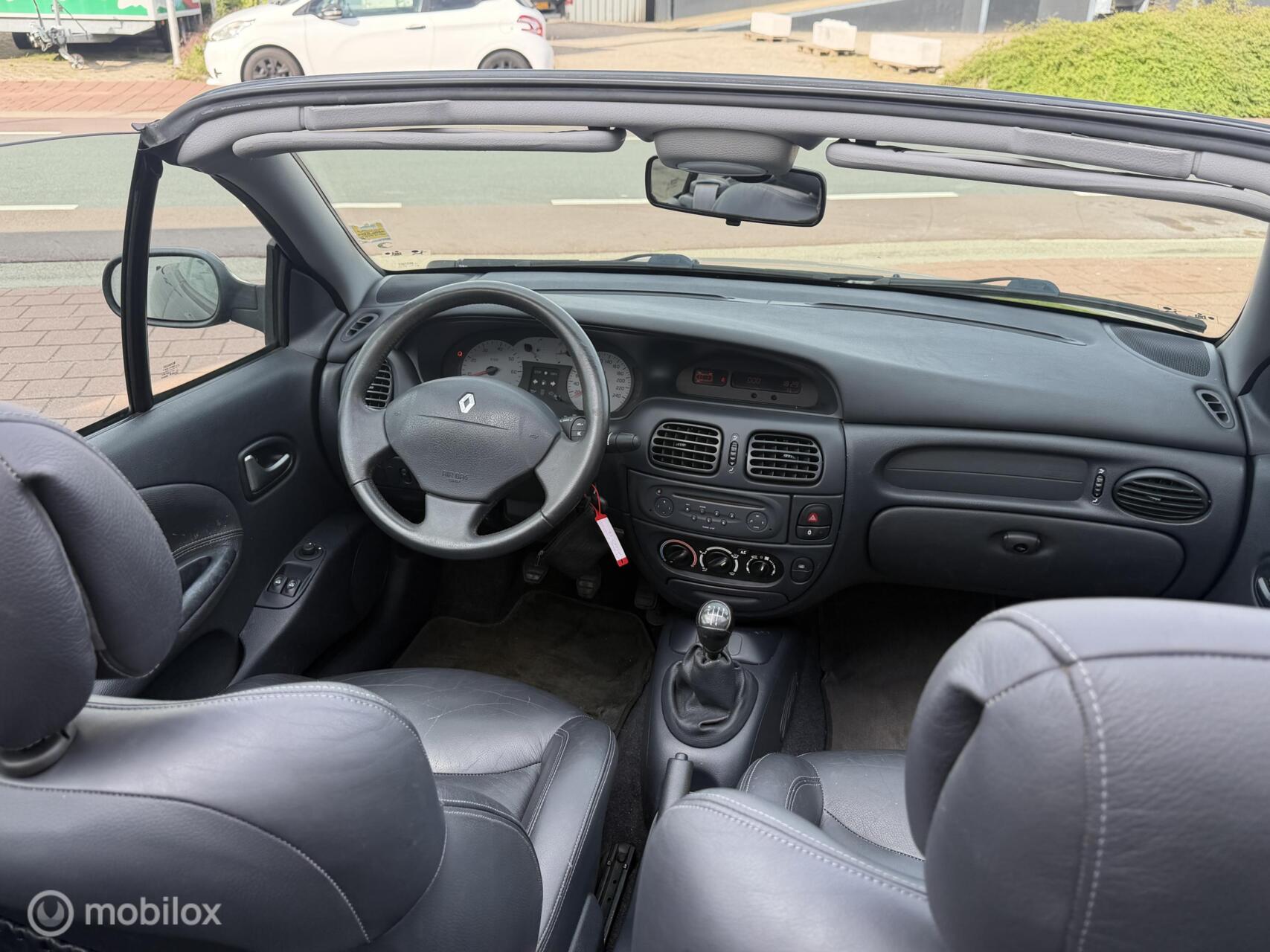 Foto van Renault Megane Cabriolet