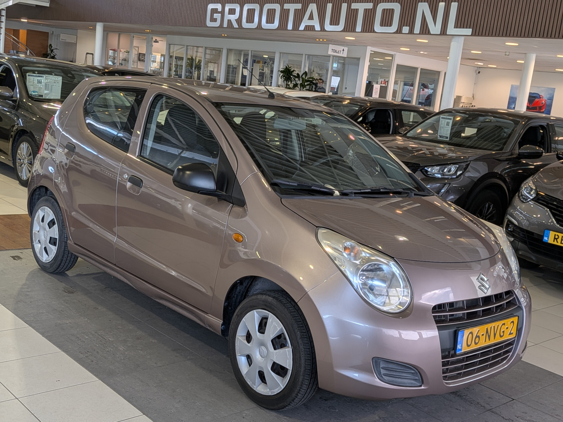 Suzuki Alto 1.0 Spirit 2010 - voorkant