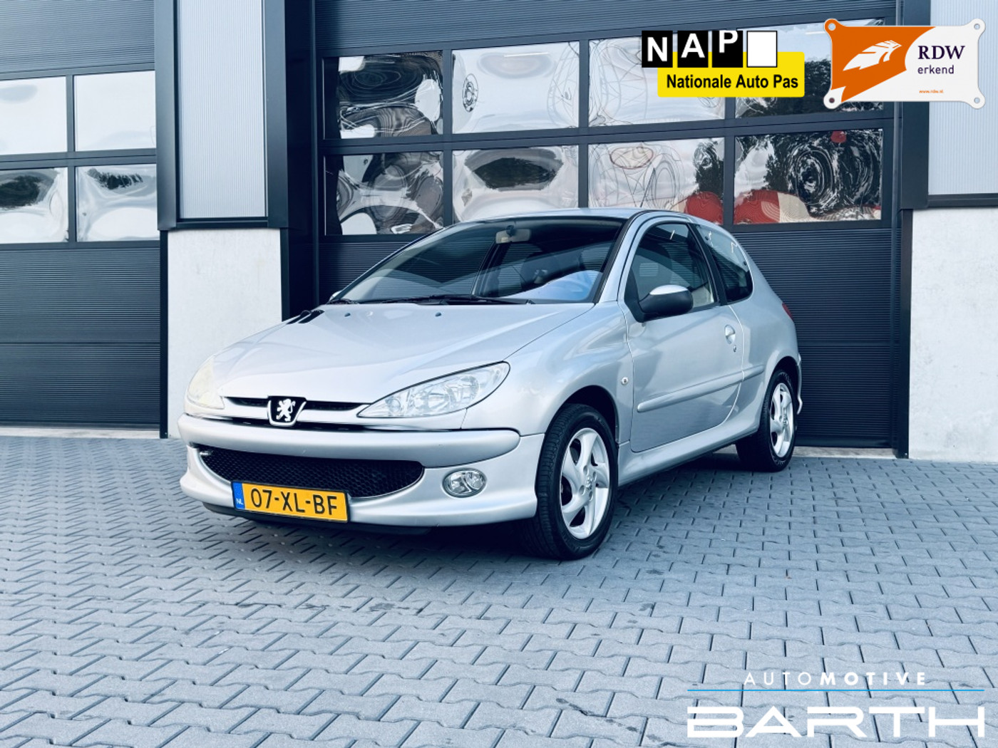 Peugeot 206 1.6-16V Air-line | Clima | Bluetooth | NAP | Netjes | 2007 - voorkant