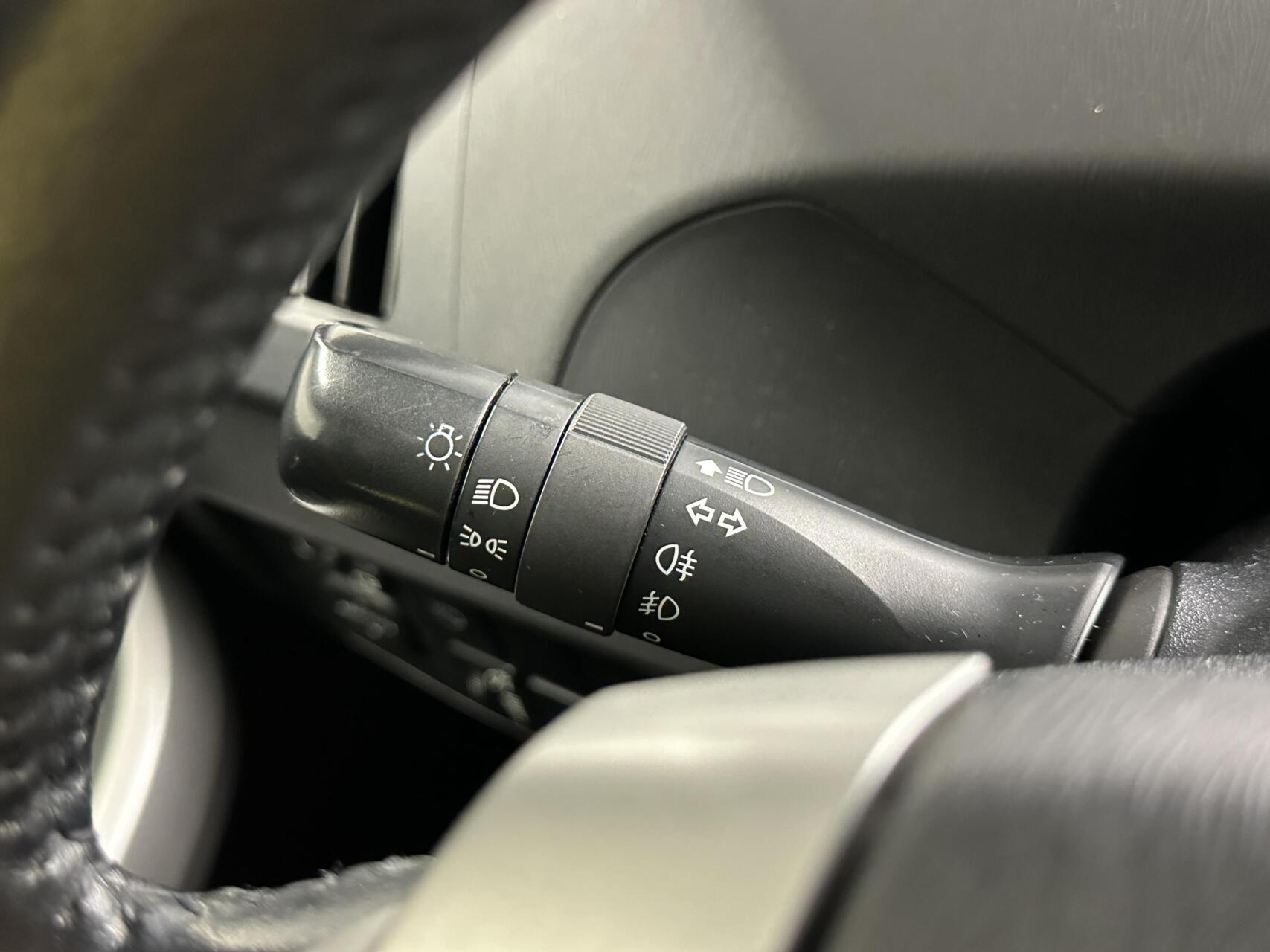 Foto van Toyota Toyota Prius Plug-in Hybrid