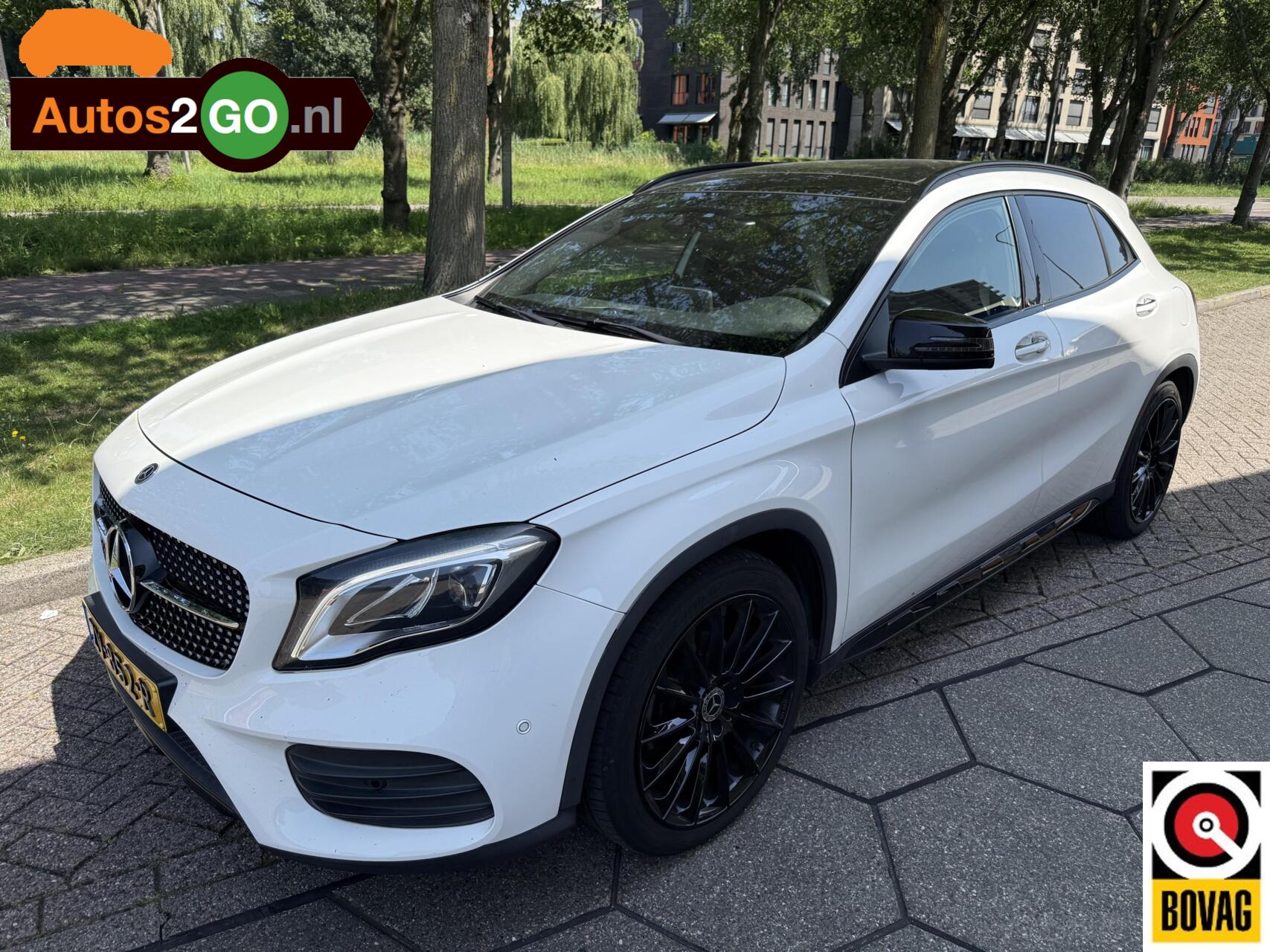 Mercedes-Benz Gla 180 180 AMG Night Upgrade I Navi I pan dak I clima I camera I elektr achterklep I trekhaak I rijklaar I 2019 - voorkant