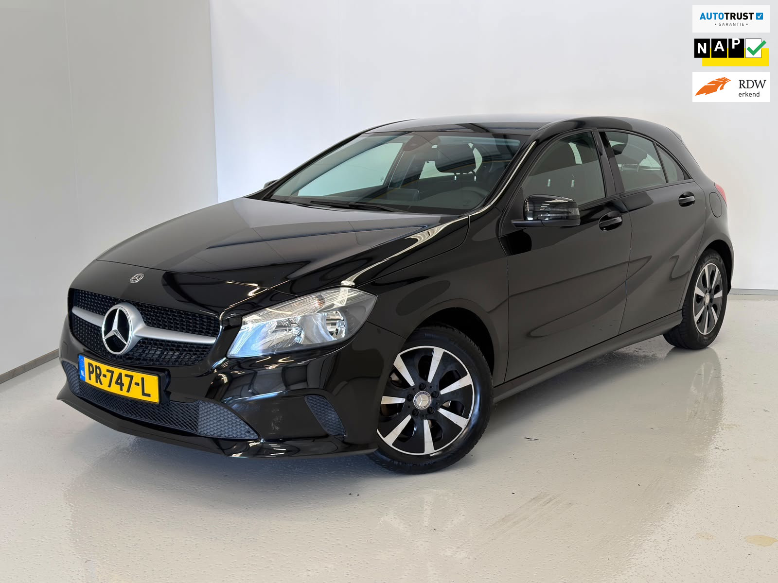 Mercedes-Benz A 160 160 Business / 2e eigenaar / NL-auto 2017 - voorkant
