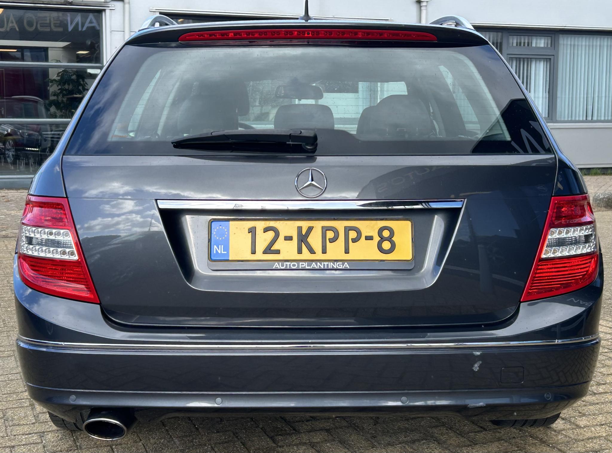 Foto van Mercedes-Benz C 200 Cgi