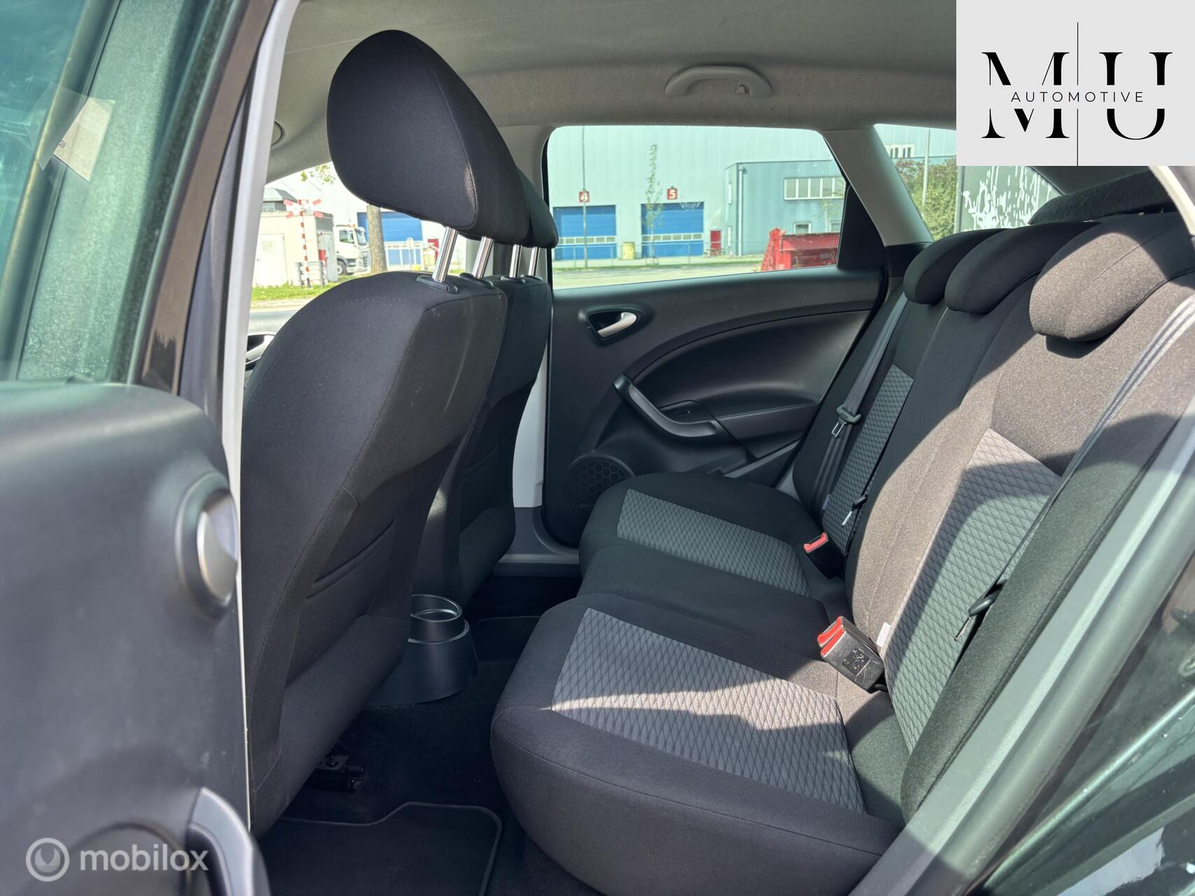 Foto van Seat Ibiza ST