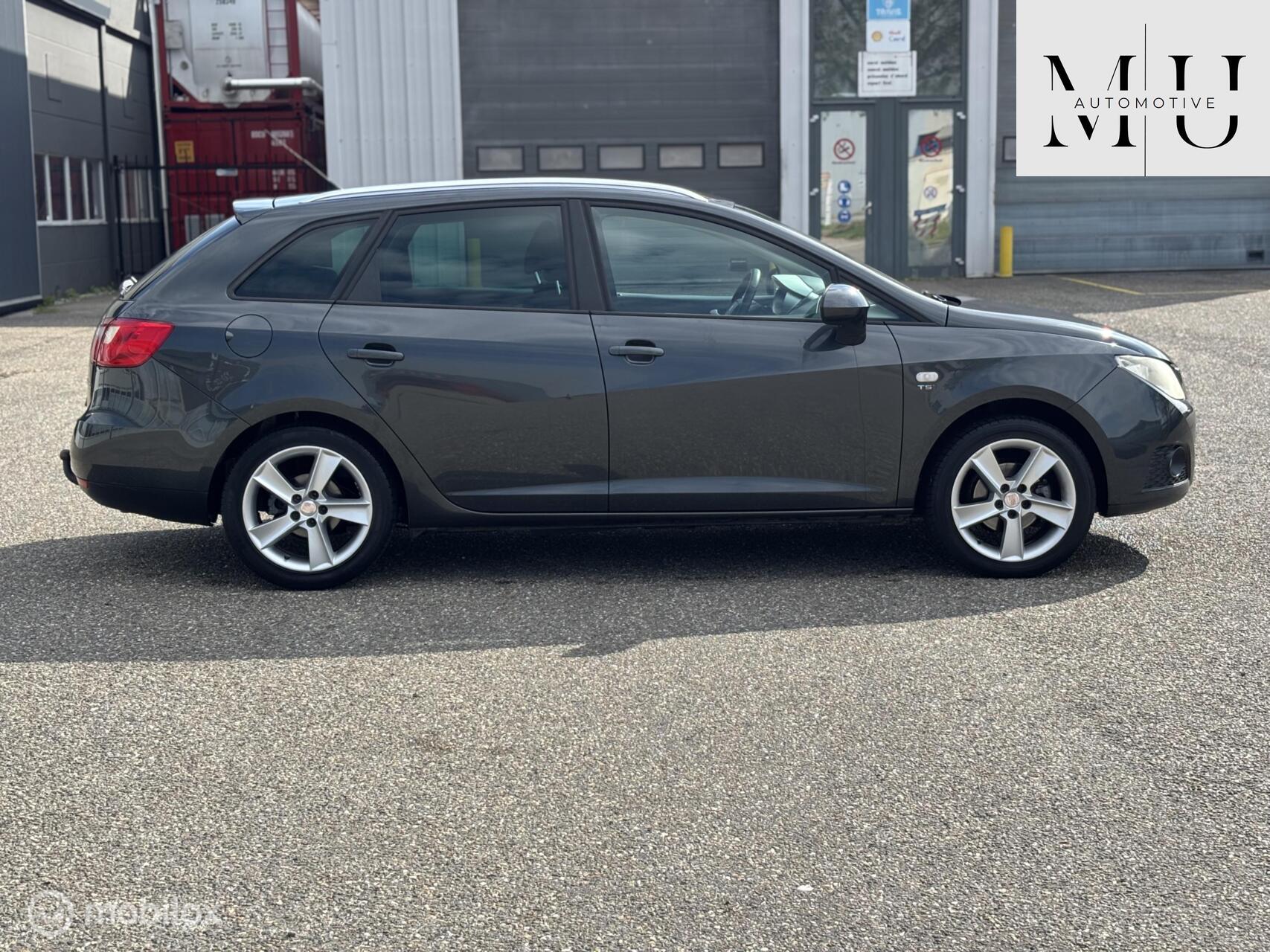 Foto van Seat Ibiza ST