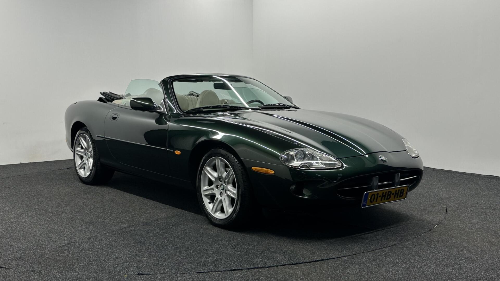 Foto van Jaguar Jaguar Xk8 Convertible