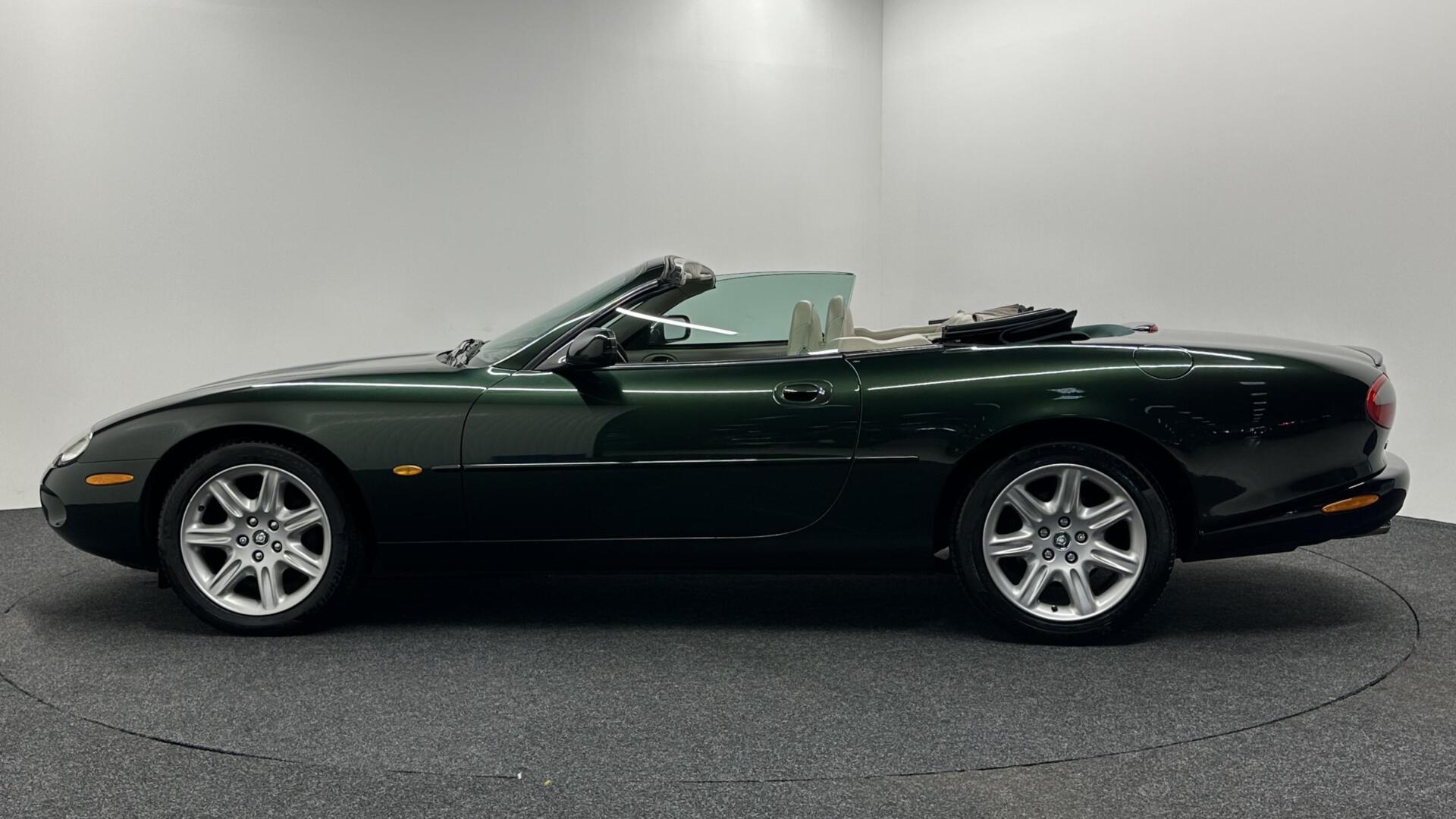 Foto van Jaguar Jaguar Xk8 Convertible
