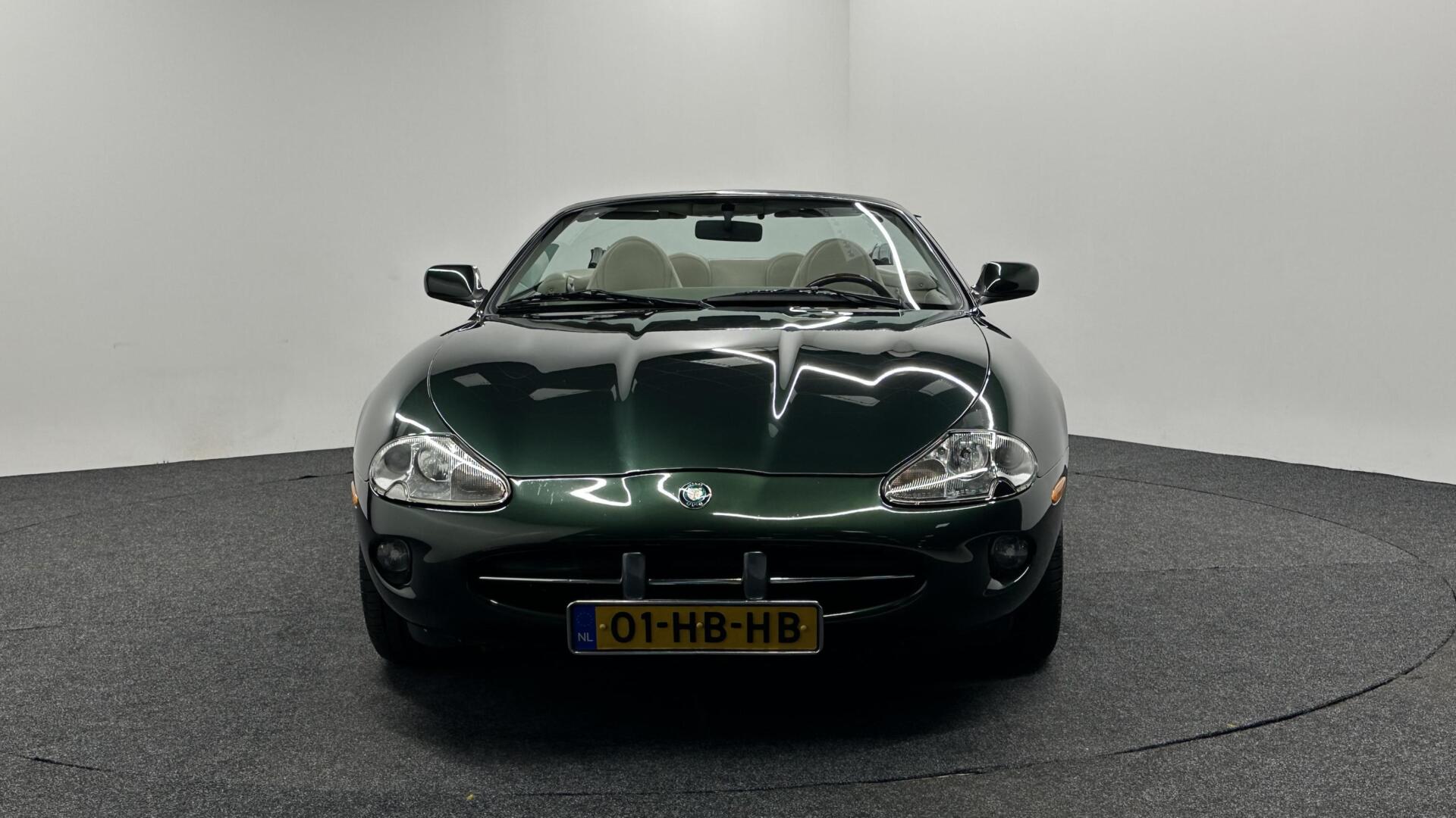 Foto van Jaguar Jaguar Xk8 Convertible