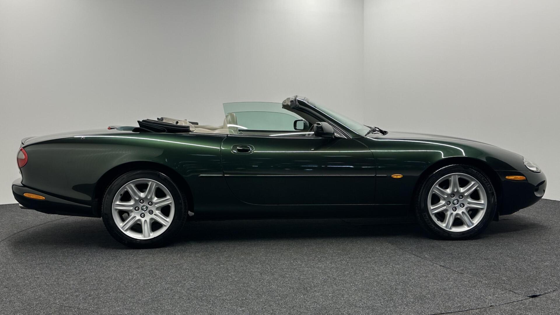 Foto van Jaguar Jaguar Xk8 Convertible