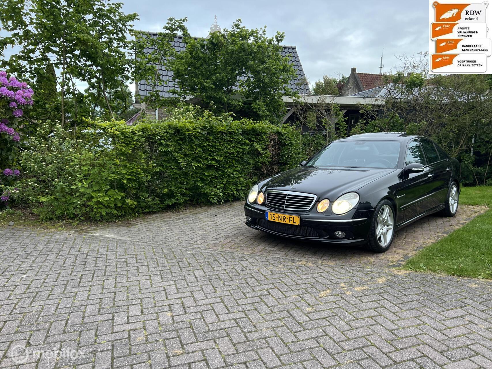 Foto van Mercedes-Benz E 55 AMG