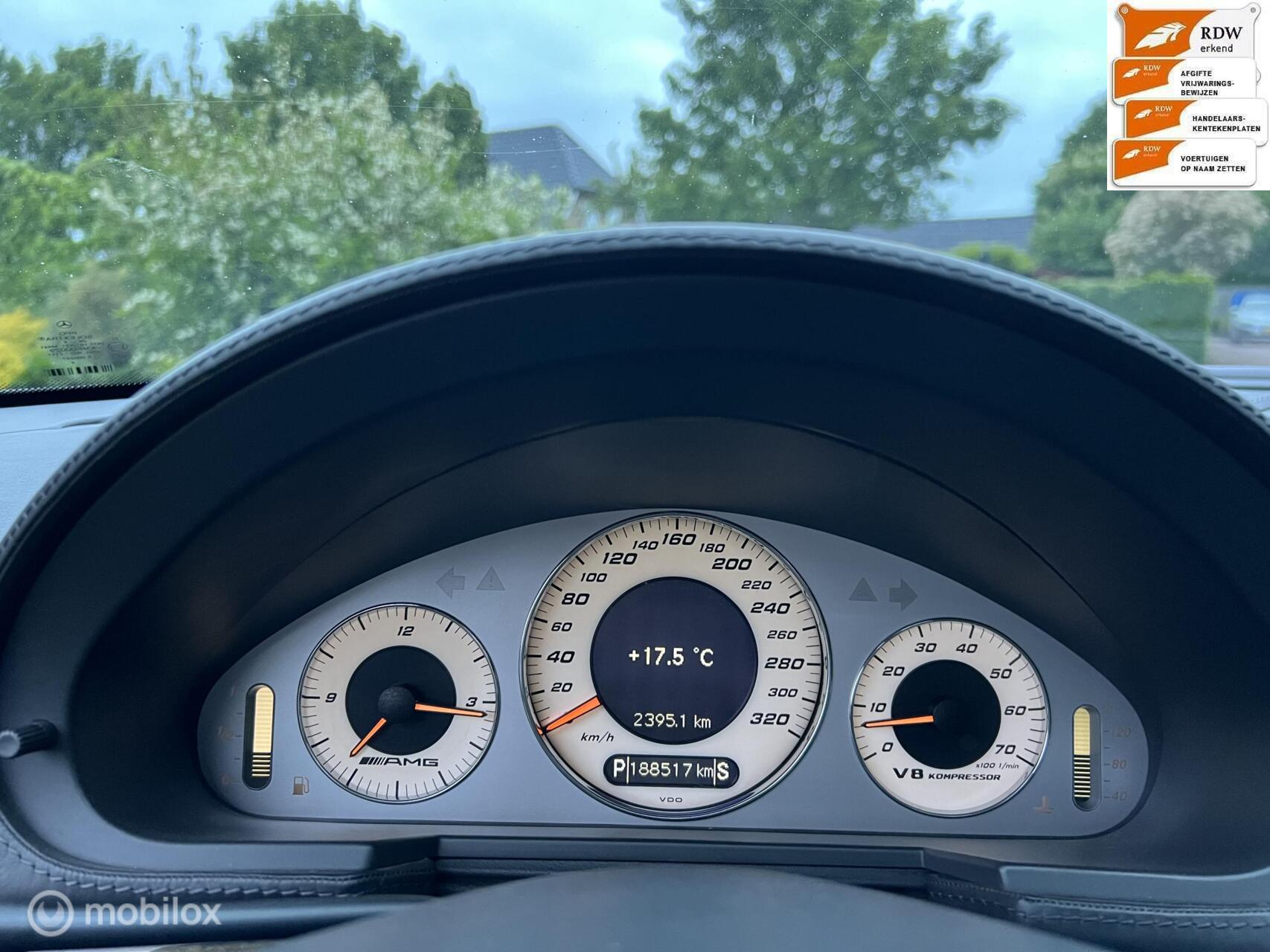 Foto van Mercedes-Benz E 55 AMG