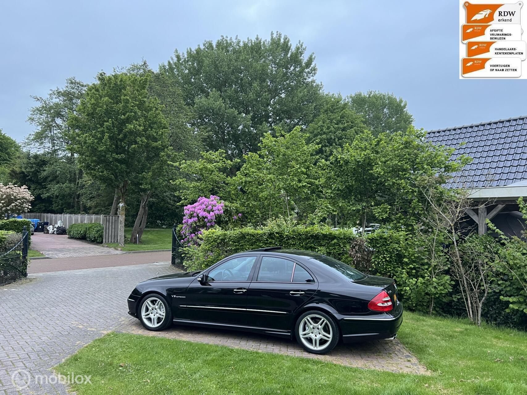 Foto van Mercedes-Benz E 55 AMG