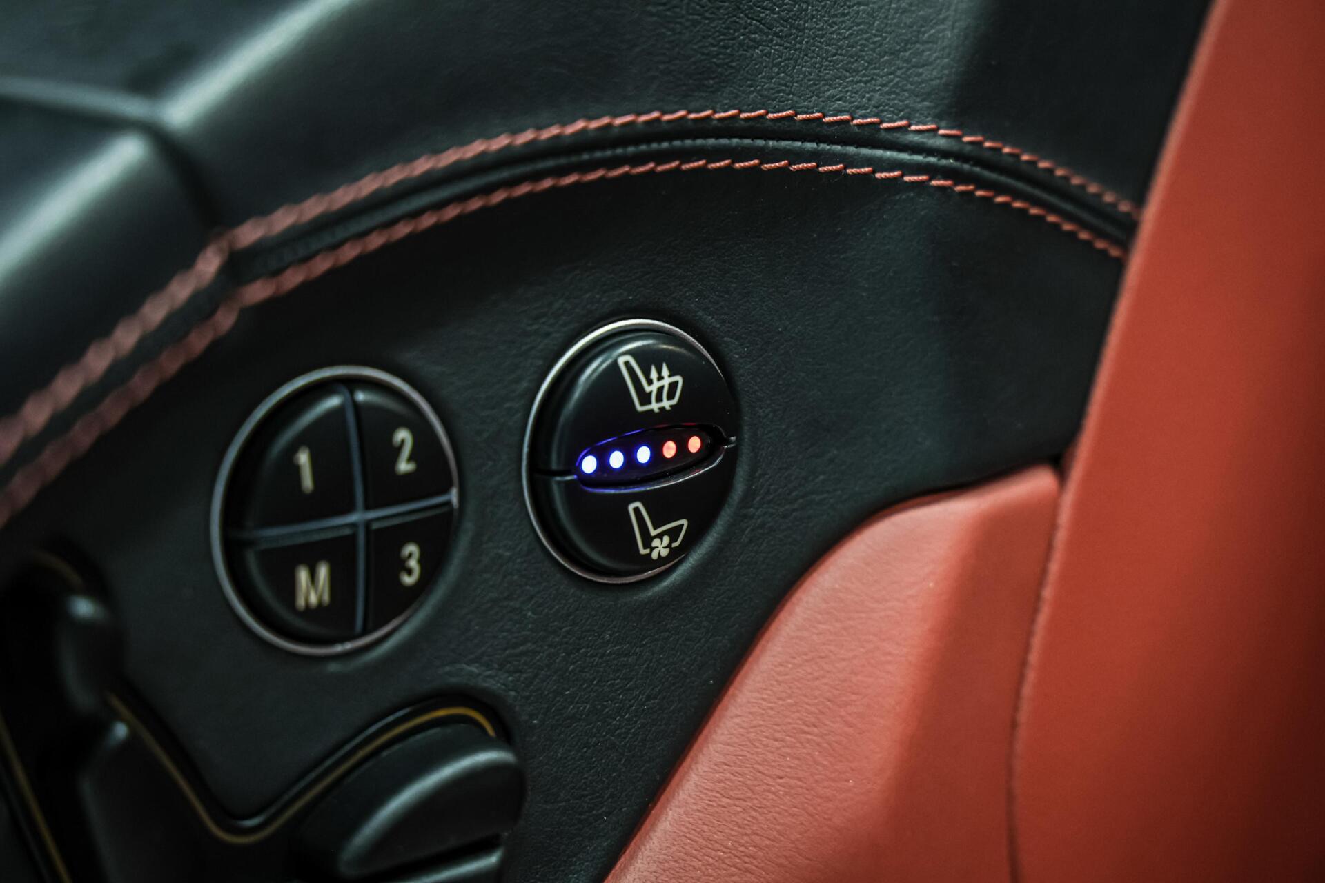 Foto van Mercedes-Benz SL 55 AMG