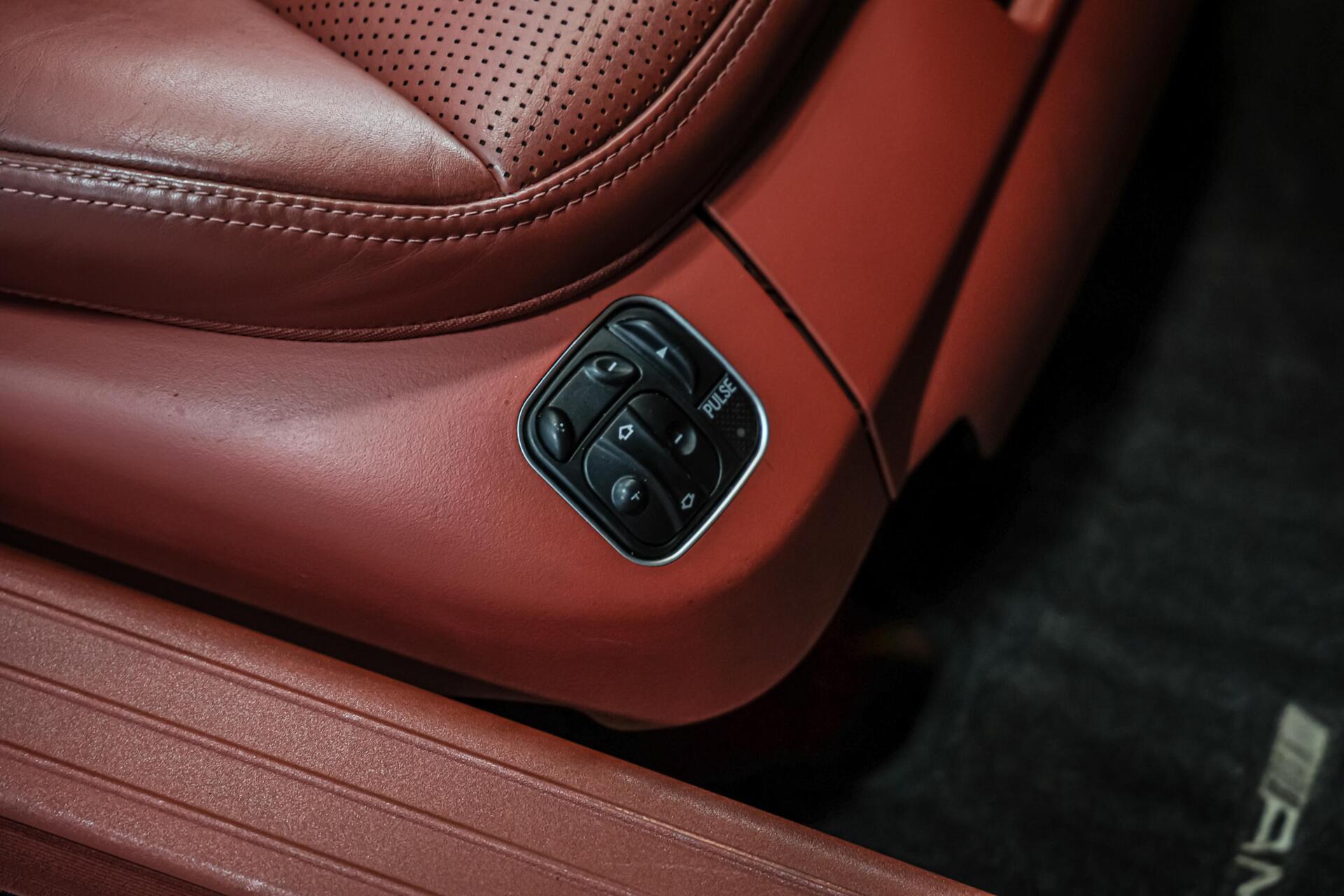 Foto van Mercedes-Benz SL 55 AMG