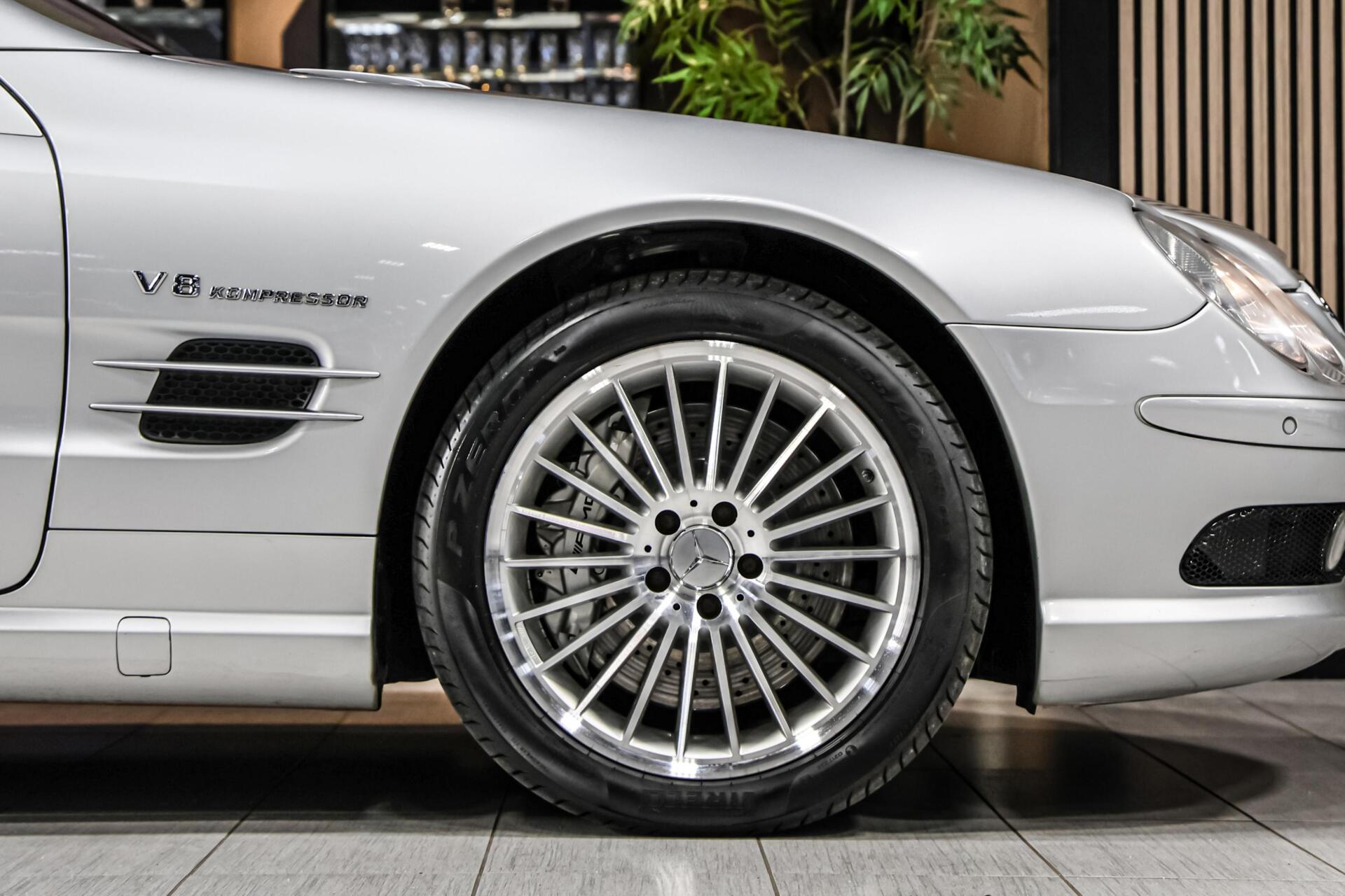 Foto van Mercedes-Benz SL 55 AMG