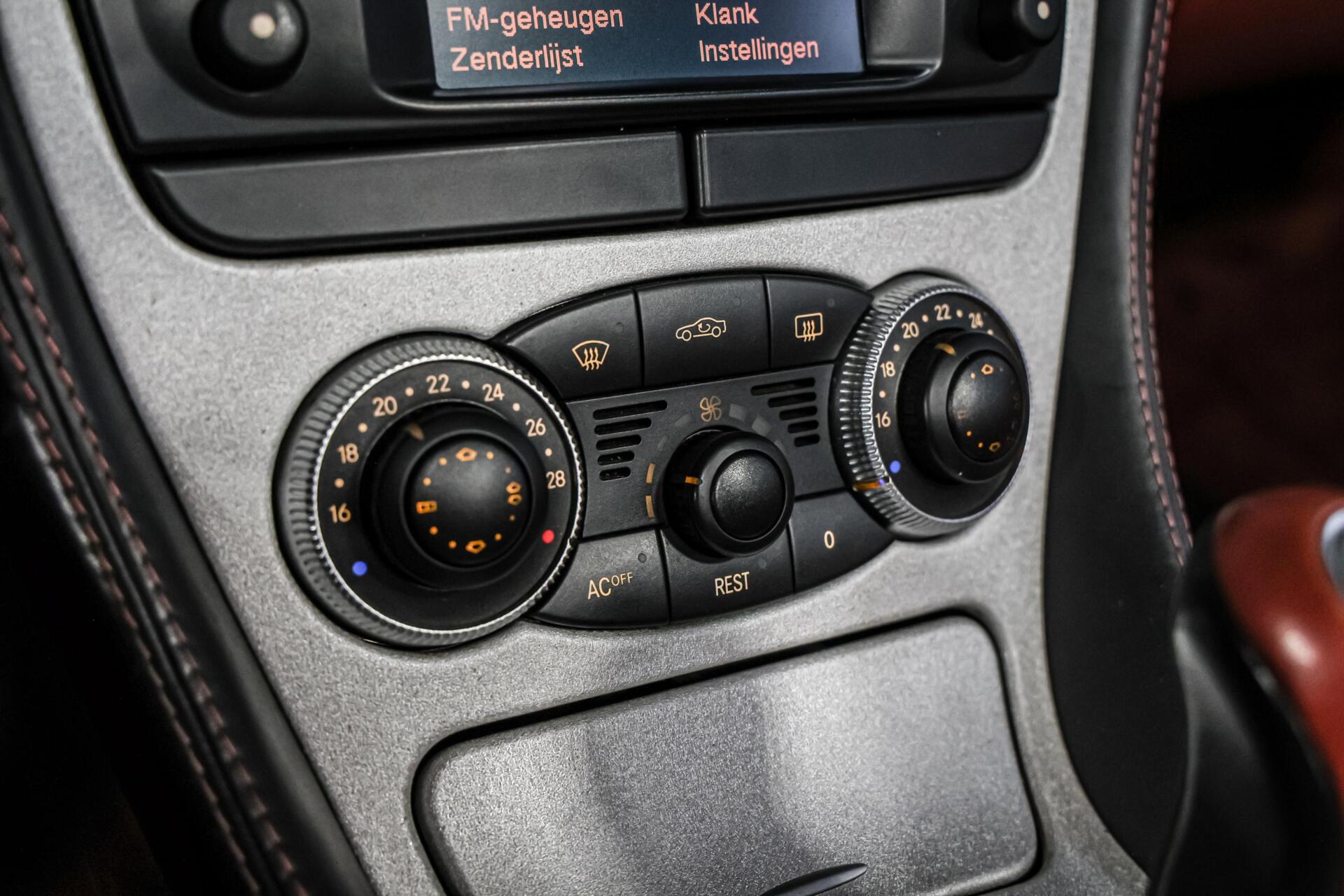 Foto van Mercedes-Benz SL 55 AMG