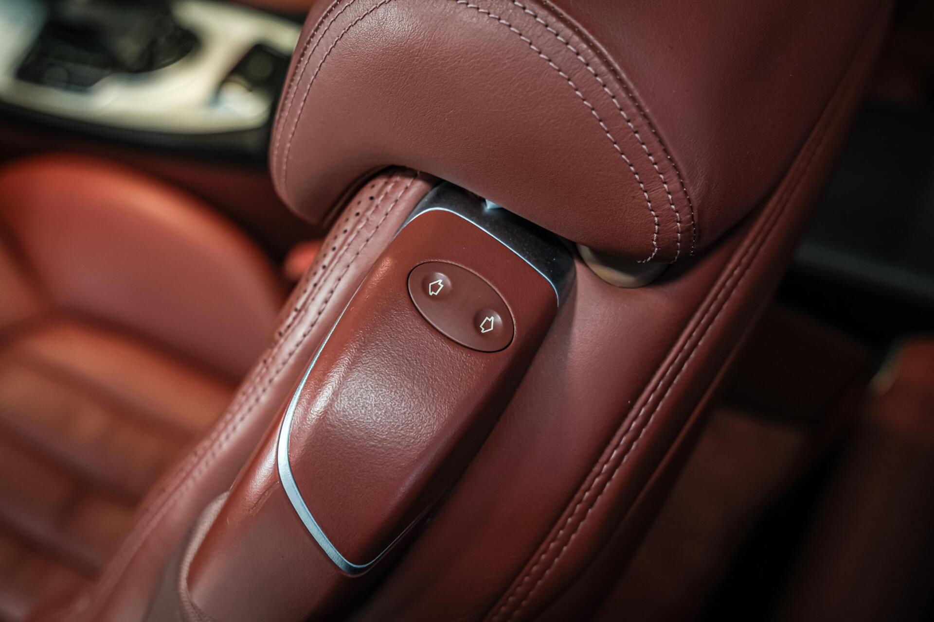 Foto van Mercedes-Benz SL 55 AMG