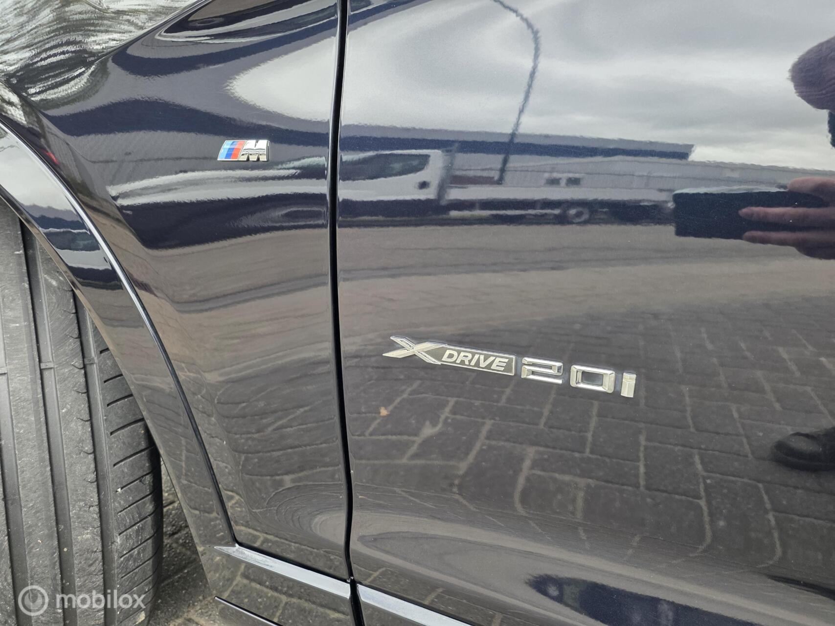 Foto van BMW X3 Xdrive20i