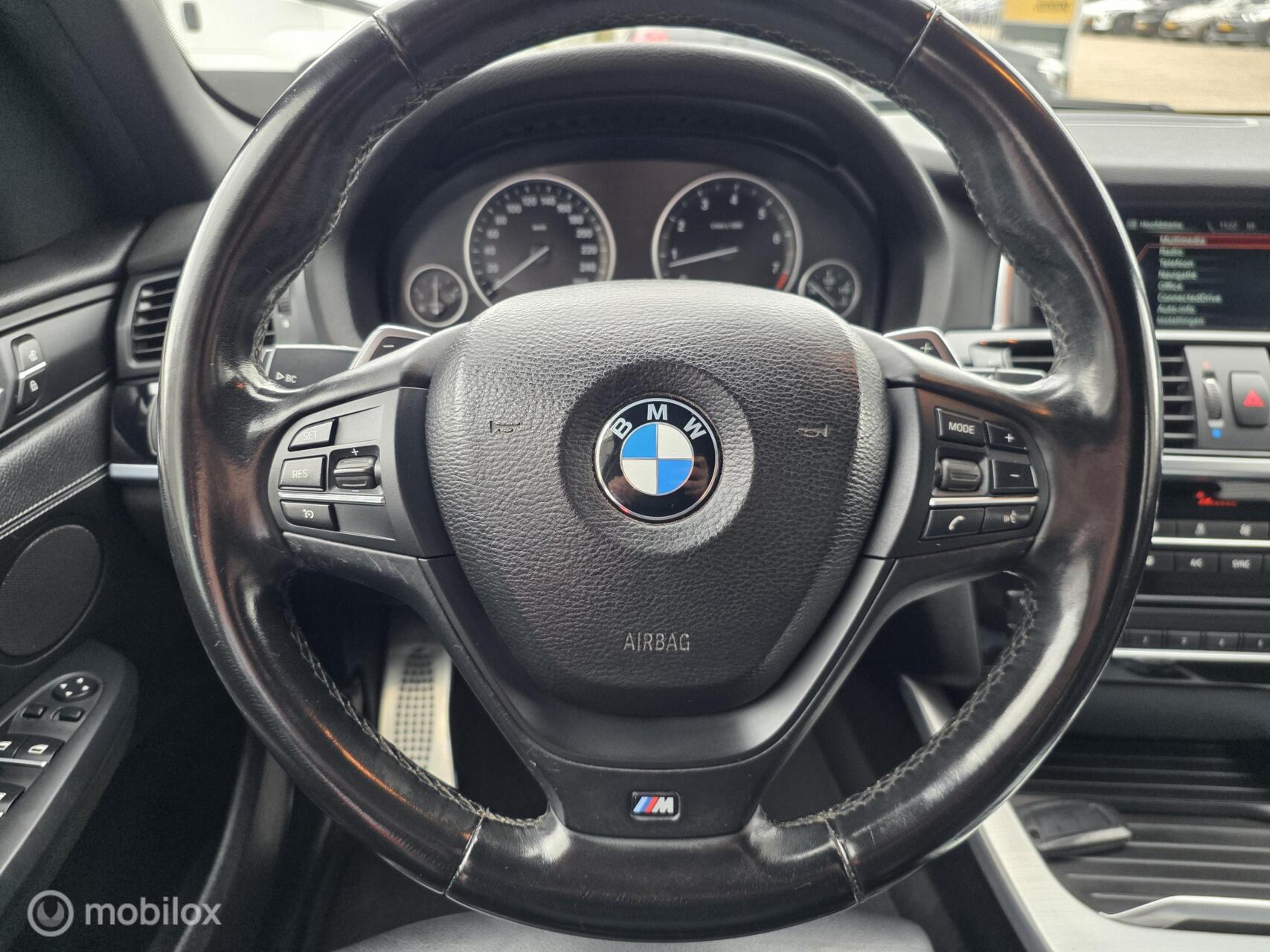 Foto van BMW X3 Xdrive20i
