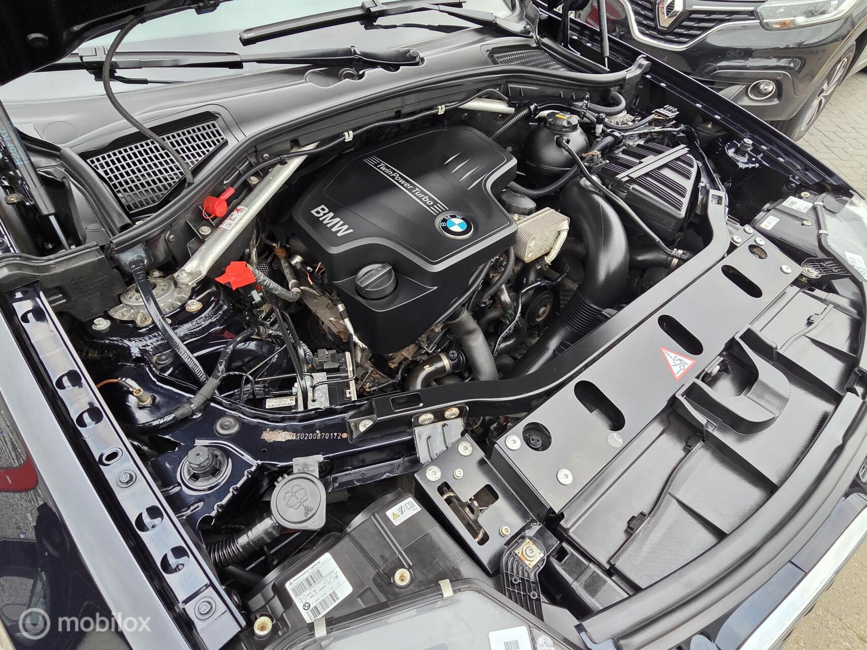 Foto van BMW X3 Xdrive20i