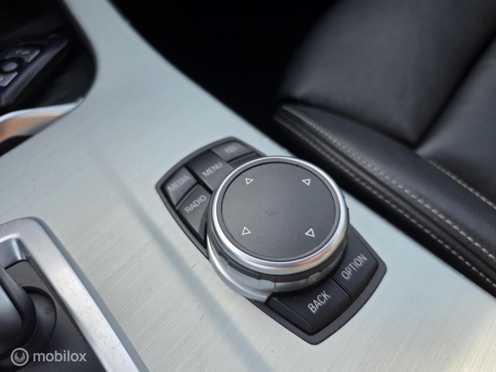 Foto van BMW X3 Xdrive20i