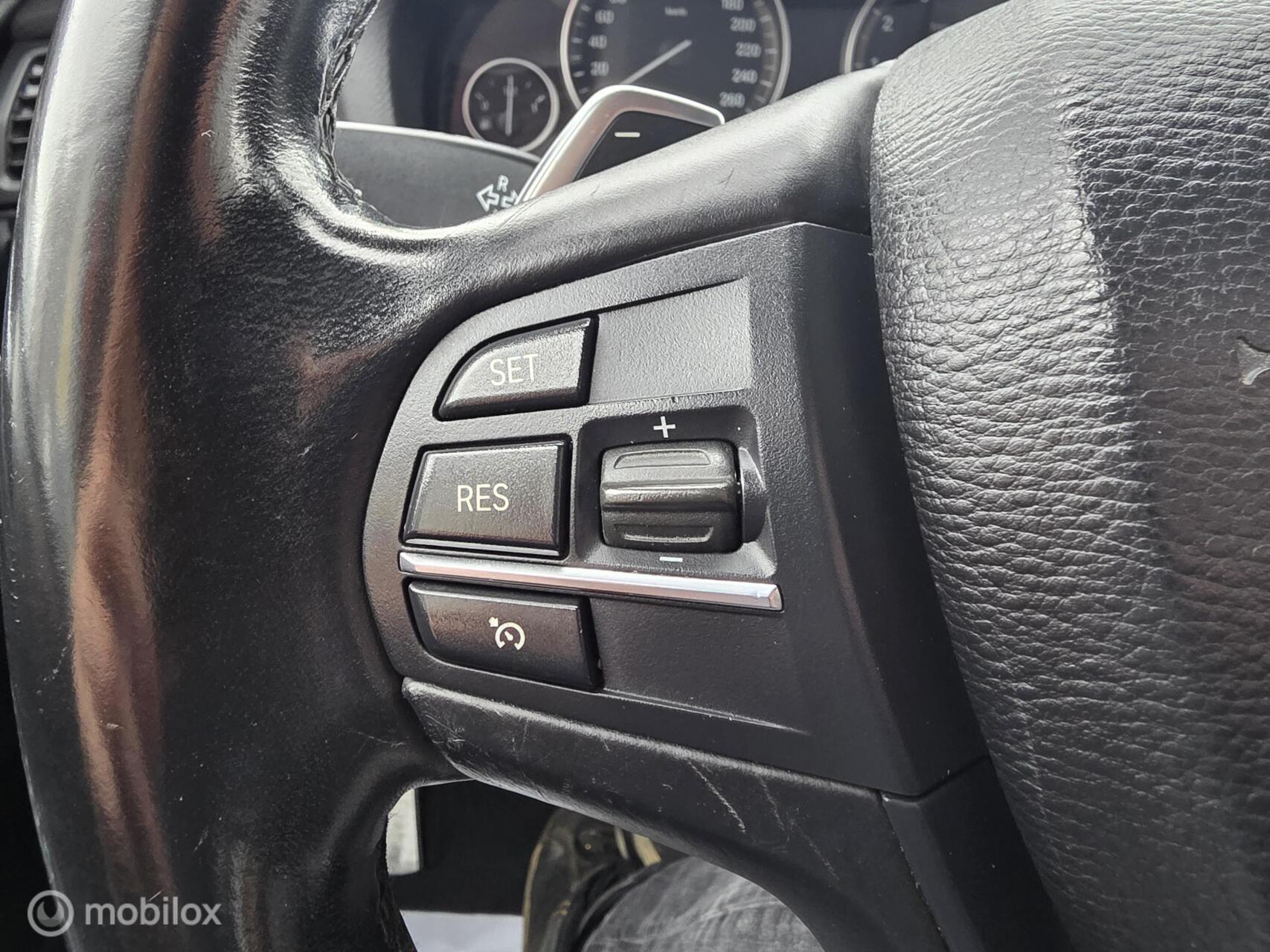Foto van BMW X3 Xdrive20i