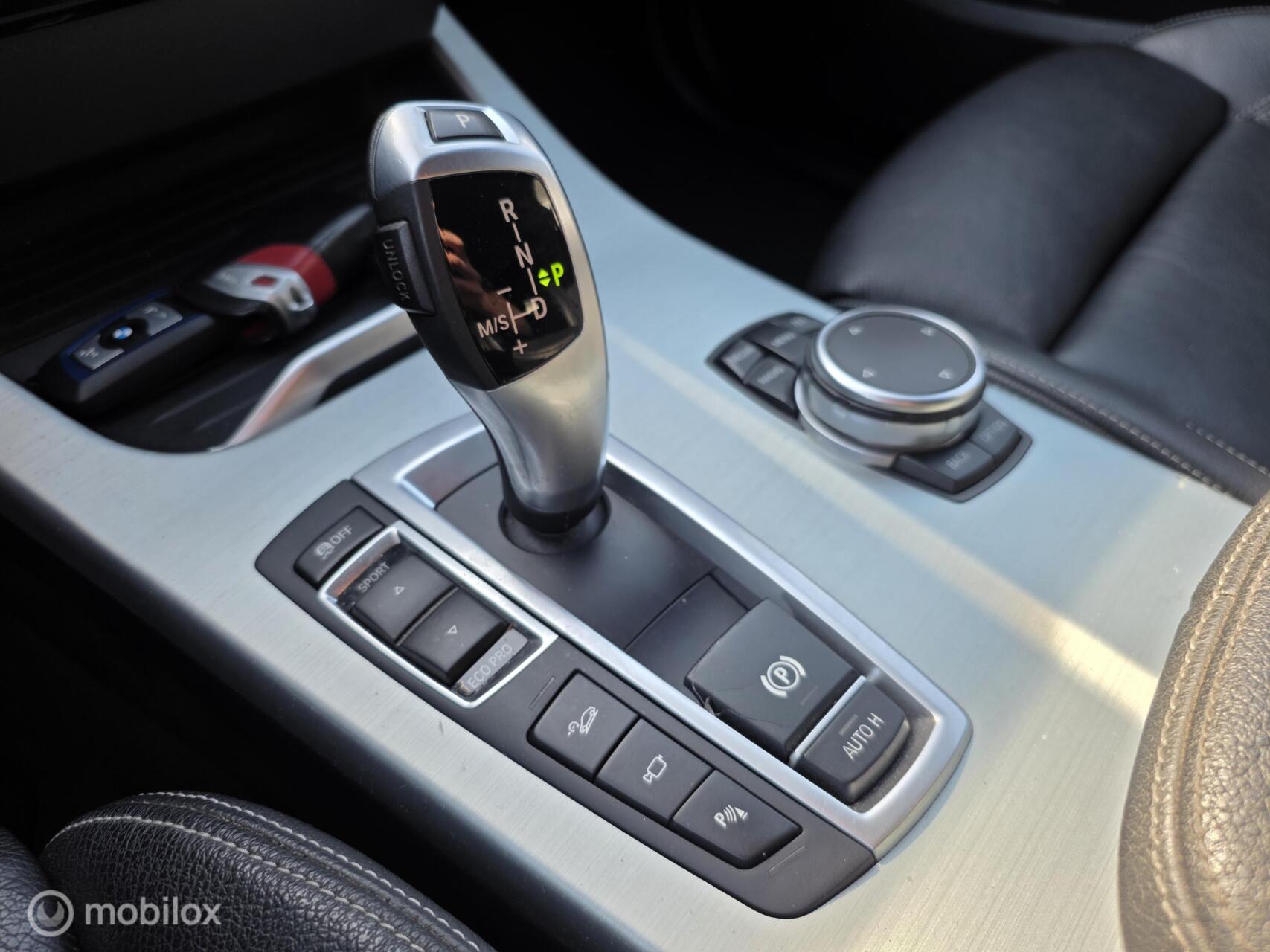 Foto van BMW X3 Xdrive20i