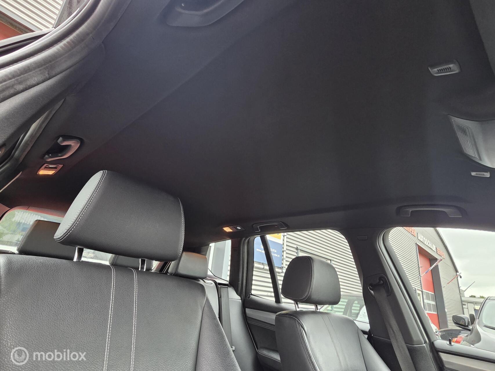 Foto van BMW X3 Xdrive20i