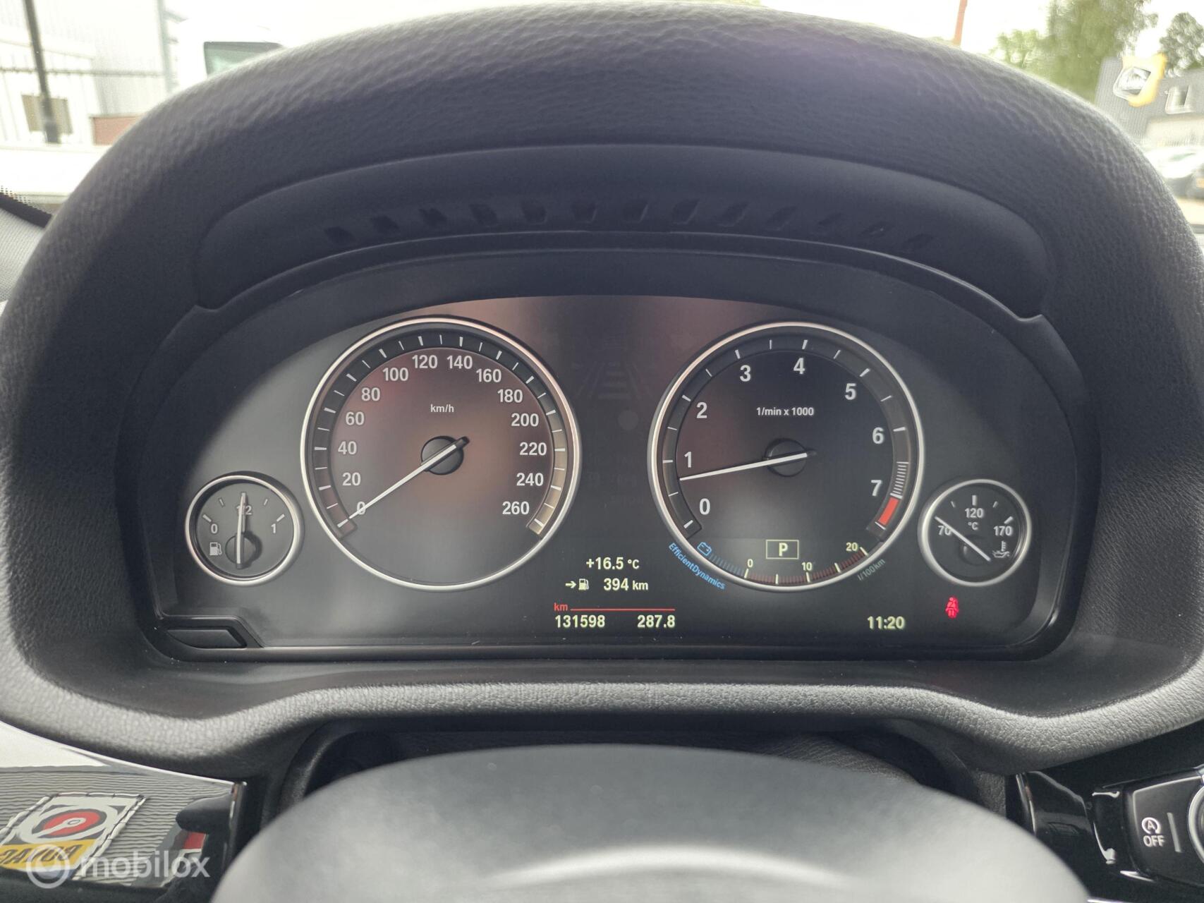 Foto van BMW X3 Xdrive20i