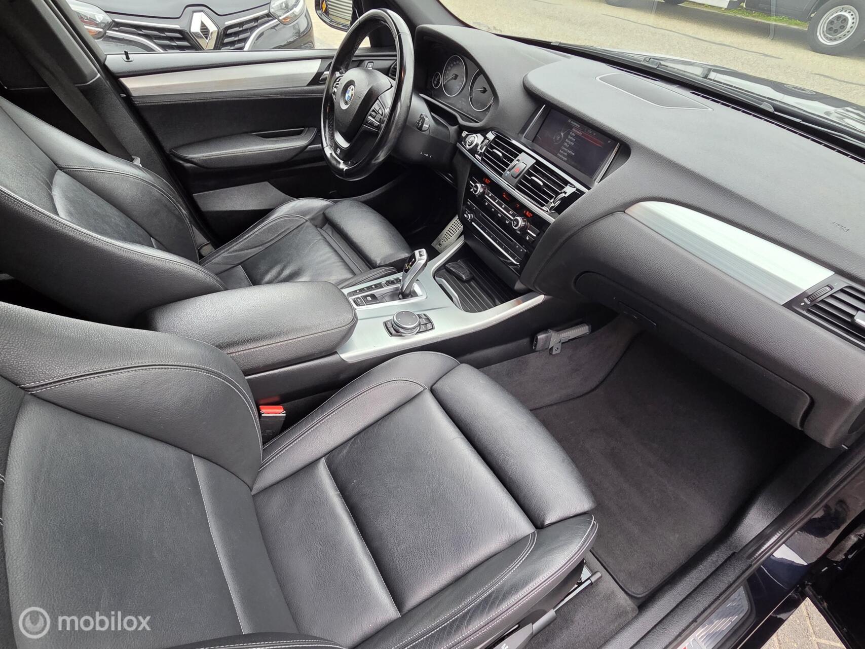 Foto van BMW X3 Xdrive20i