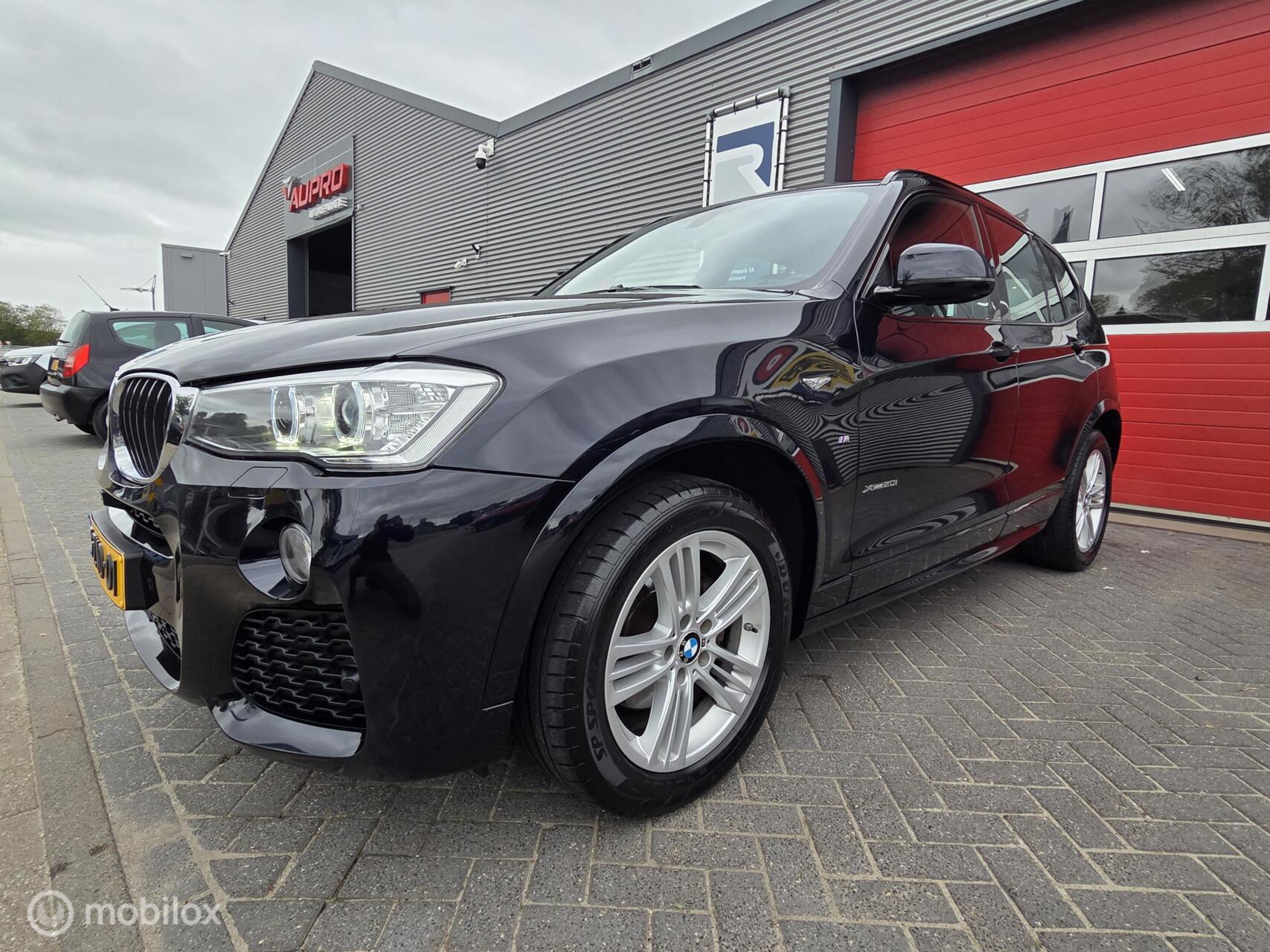 Foto van BMW X3 Xdrive20i