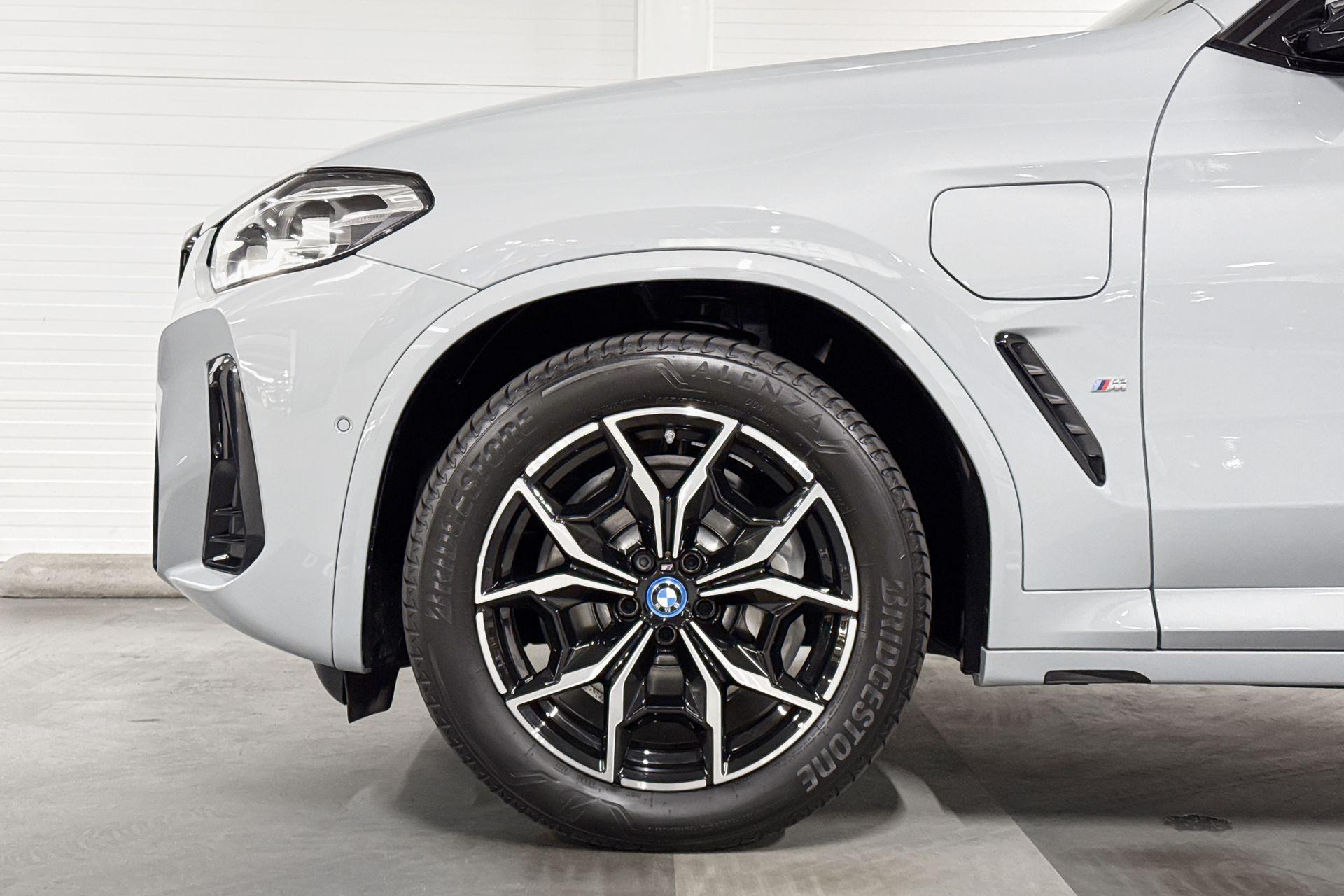 Foto van BMW X3 Xdrive30e