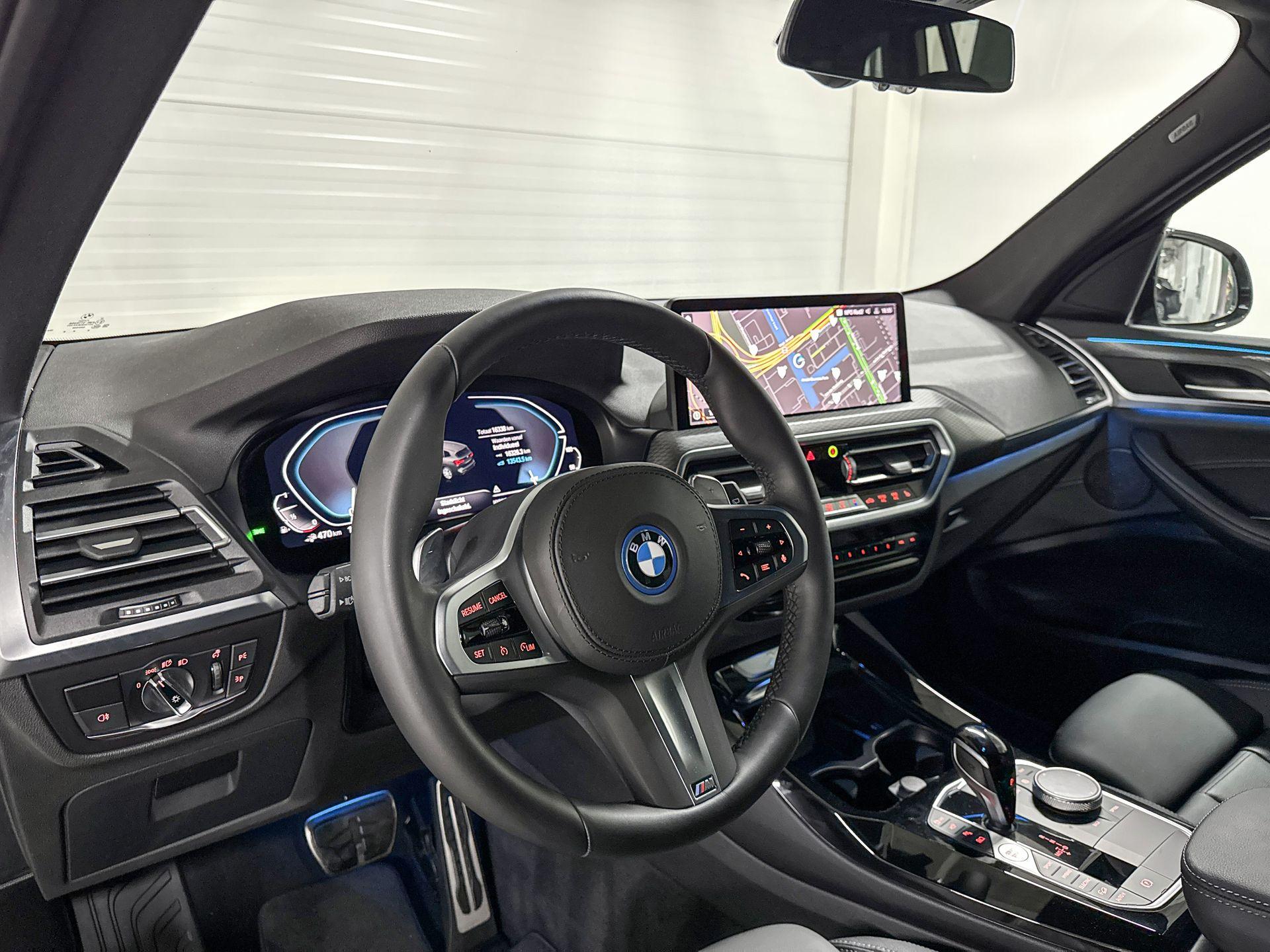 Foto van BMW X3 Xdrive30e