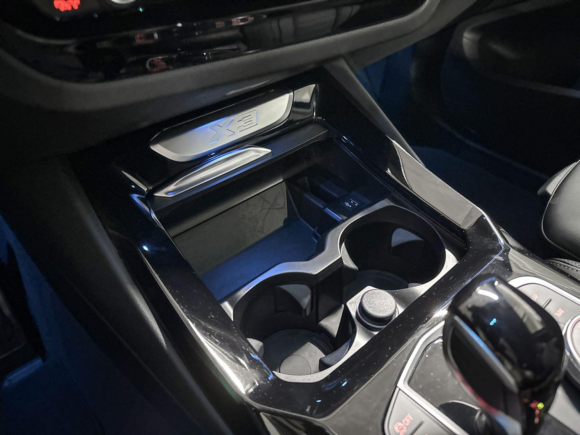 Foto van BMW X3 Xdrive30e