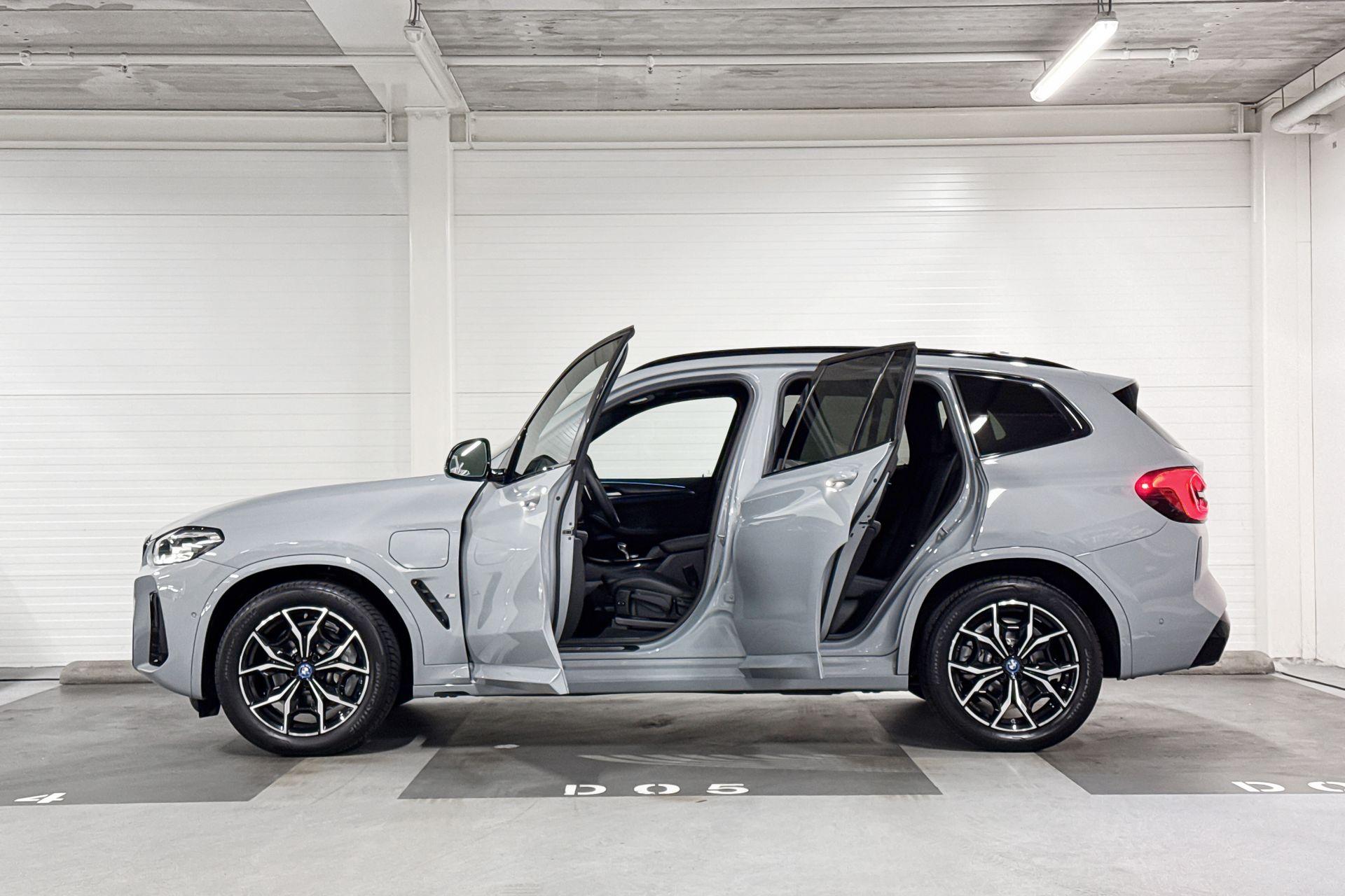 Foto van BMW X3 Xdrive30e