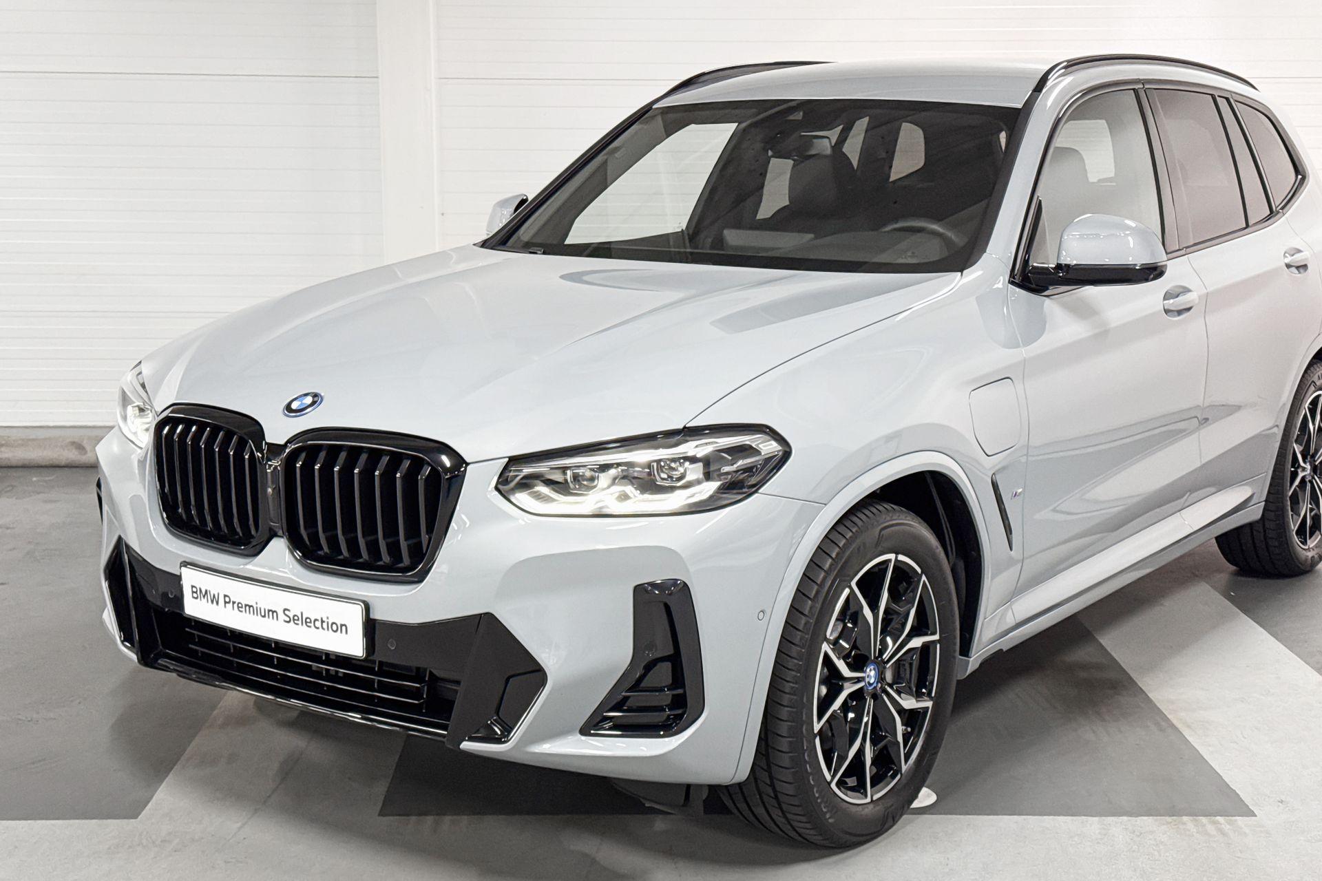 Foto van BMW X3 Xdrive30e