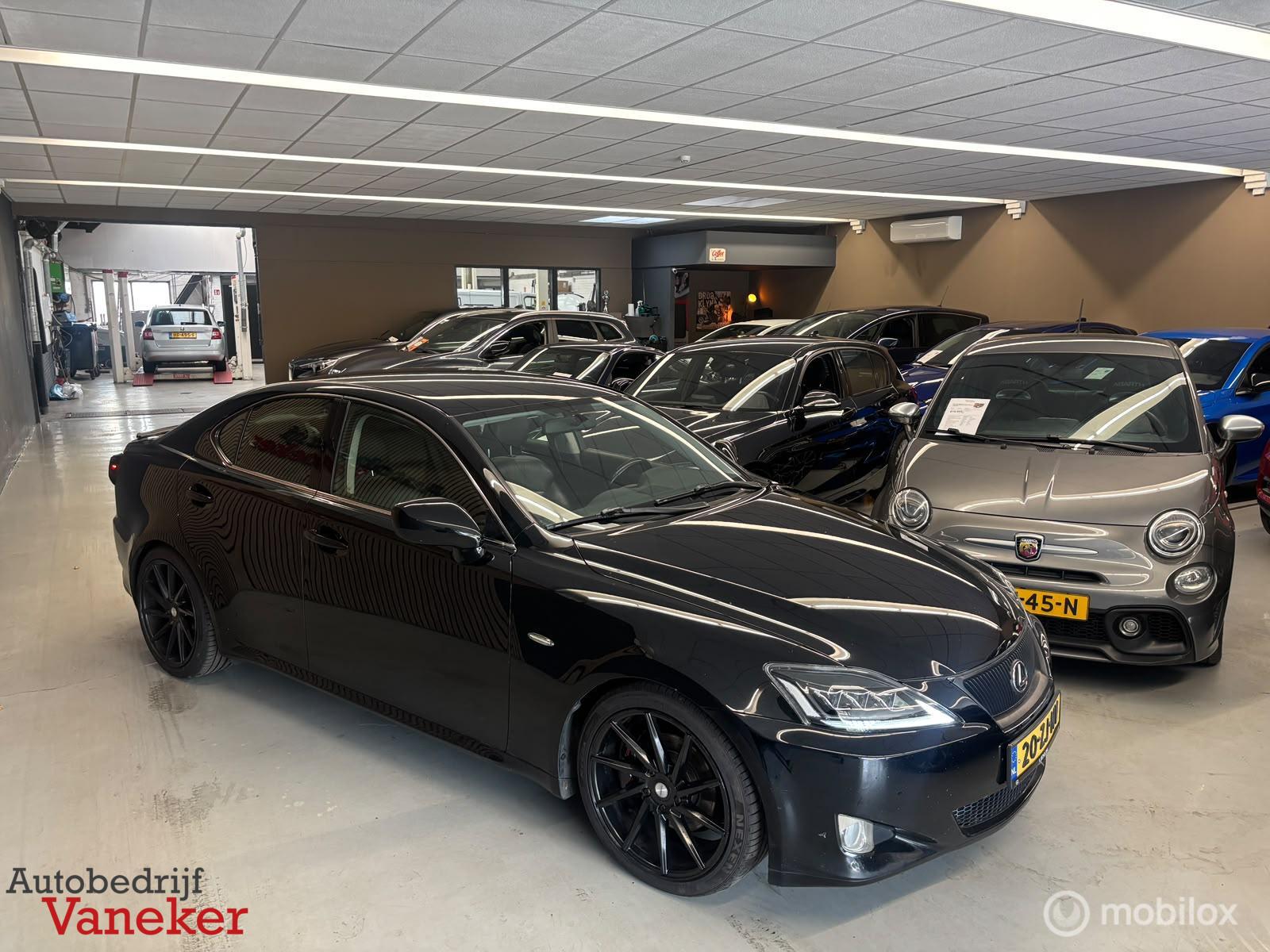 Foto van Lexus Lexus Is250