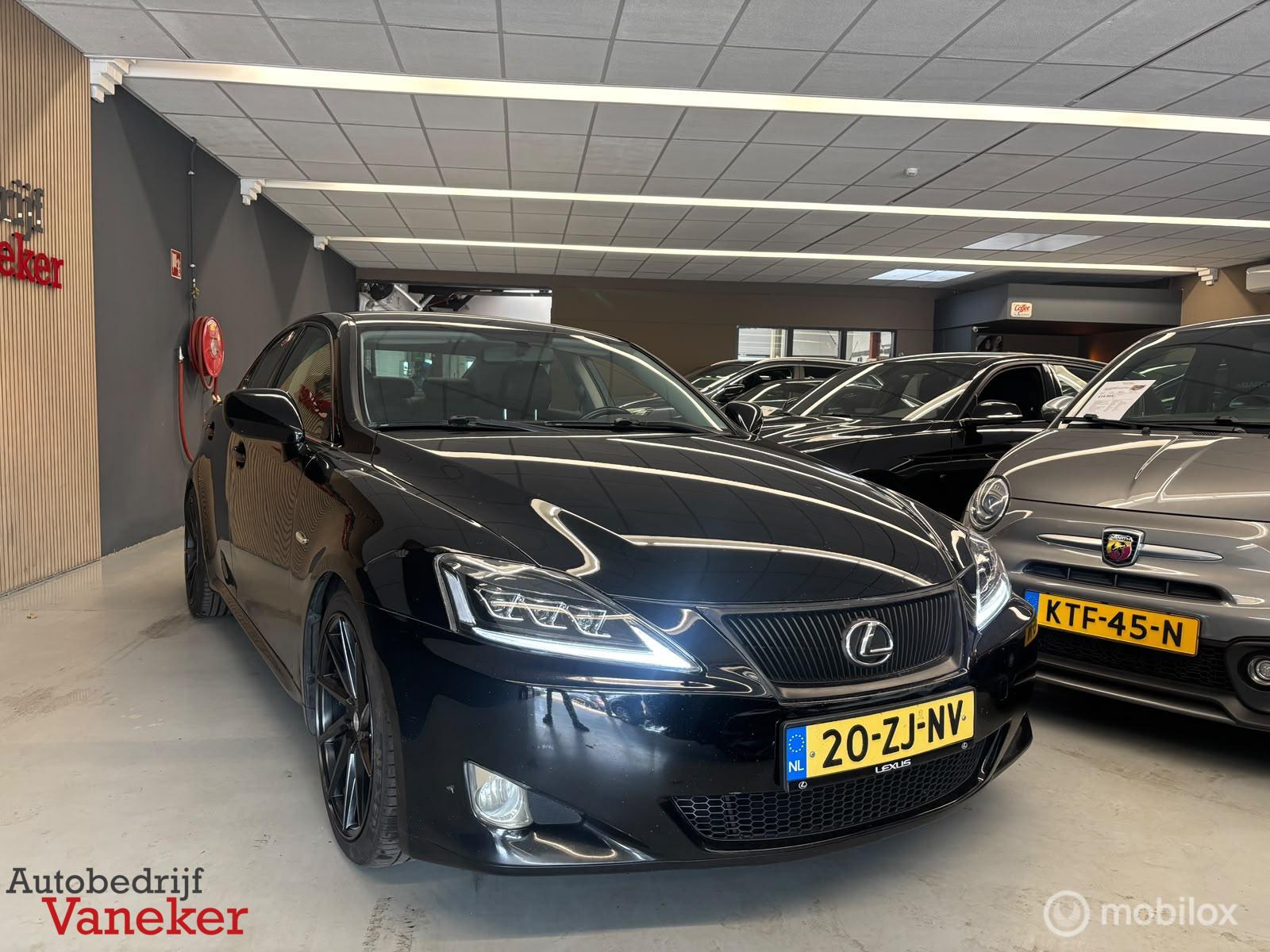 Foto van Lexus Lexus Is250