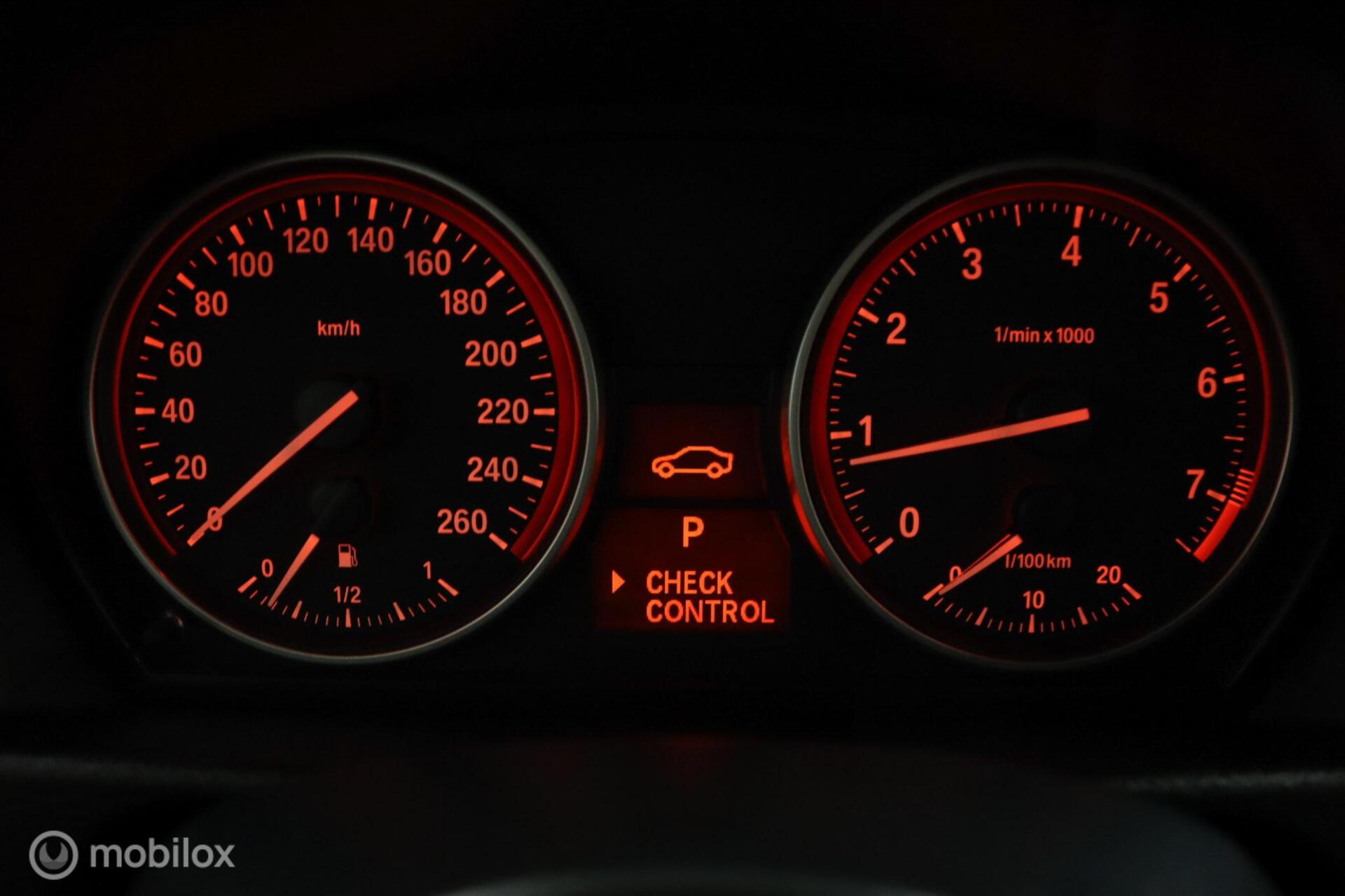 Foto van BMW X1 xDrive 28i